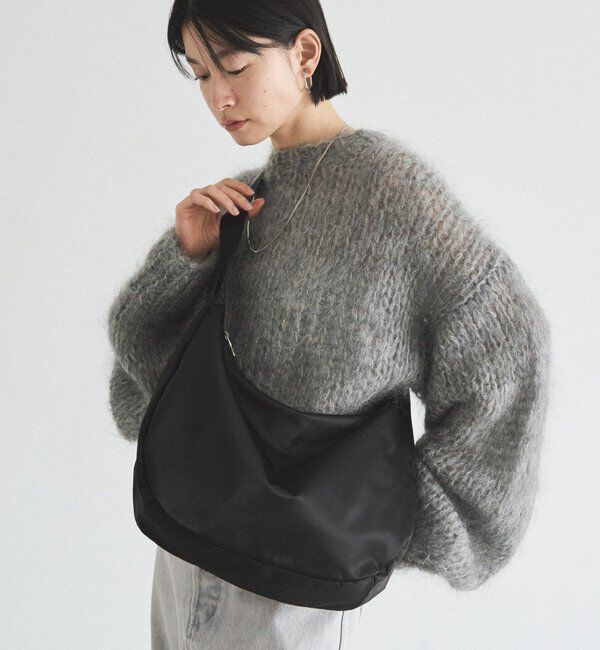  「クラウズナイロンラウンドビッグショルダーバッグ」|ショルダー・メッセンジャー|