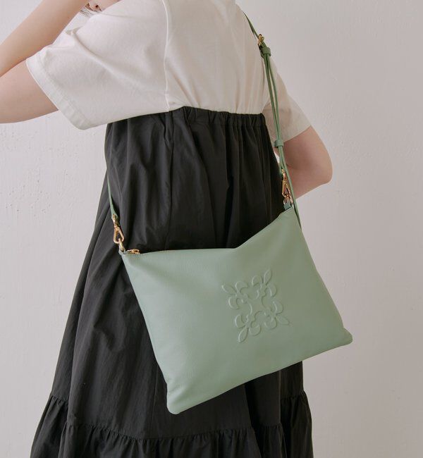  「エンボスモノグラムショルダーバッグ」|ショルダー・メッセンジャー|