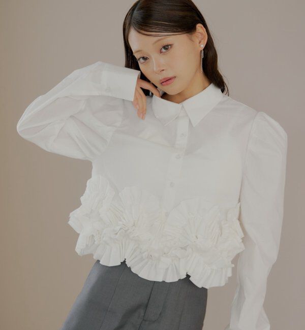  「【SALON by Chico】裾フリルデザインヘムブラウス」|シャツ・ブラウス|アイボリー