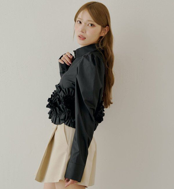  「【SALON by Chico】裾フリルデザインヘムブラウス」|シャツ・ブラウス|