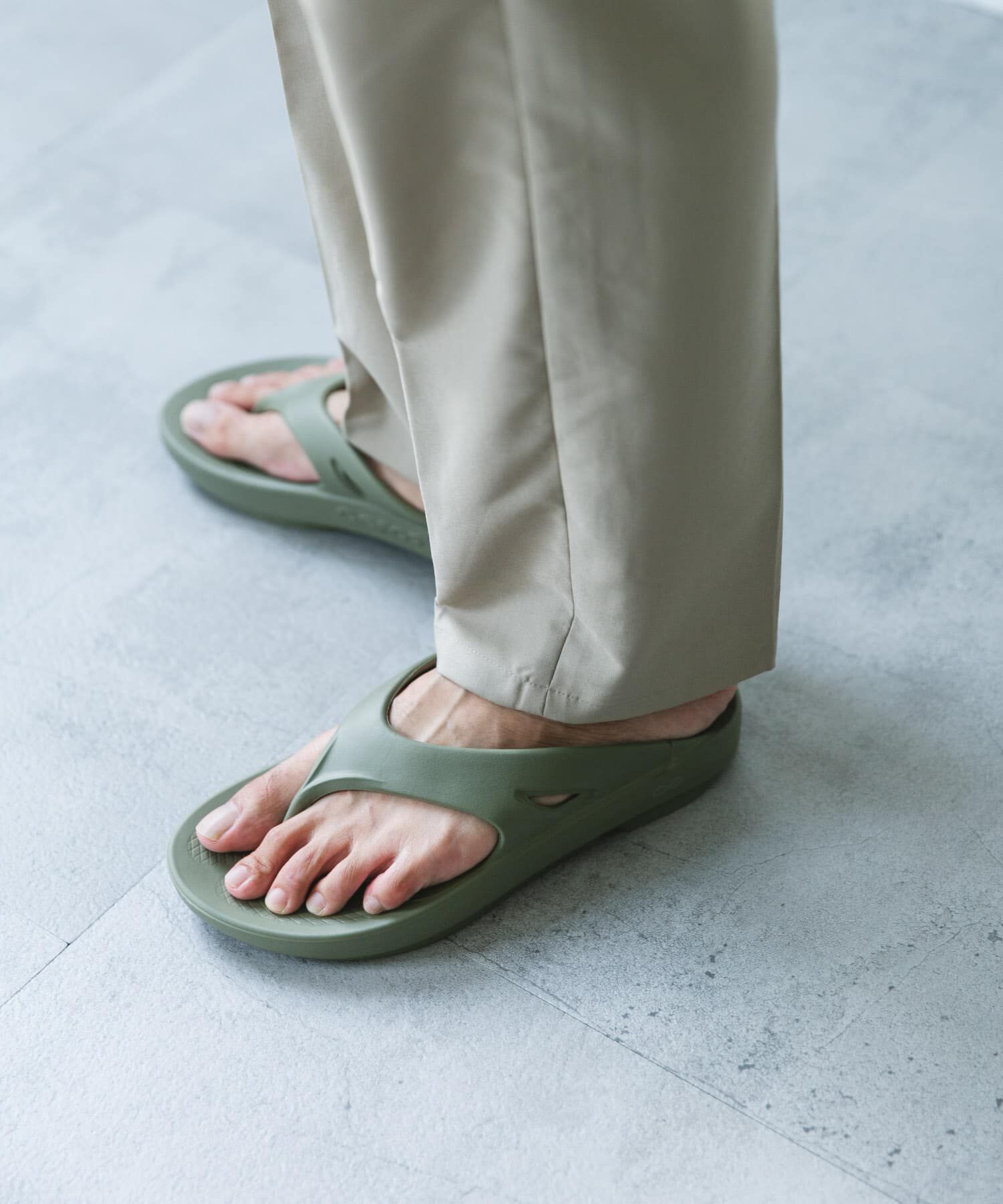 URBAN RESEARCH DOORS「OOFOS　OOriginal」|サンダル|