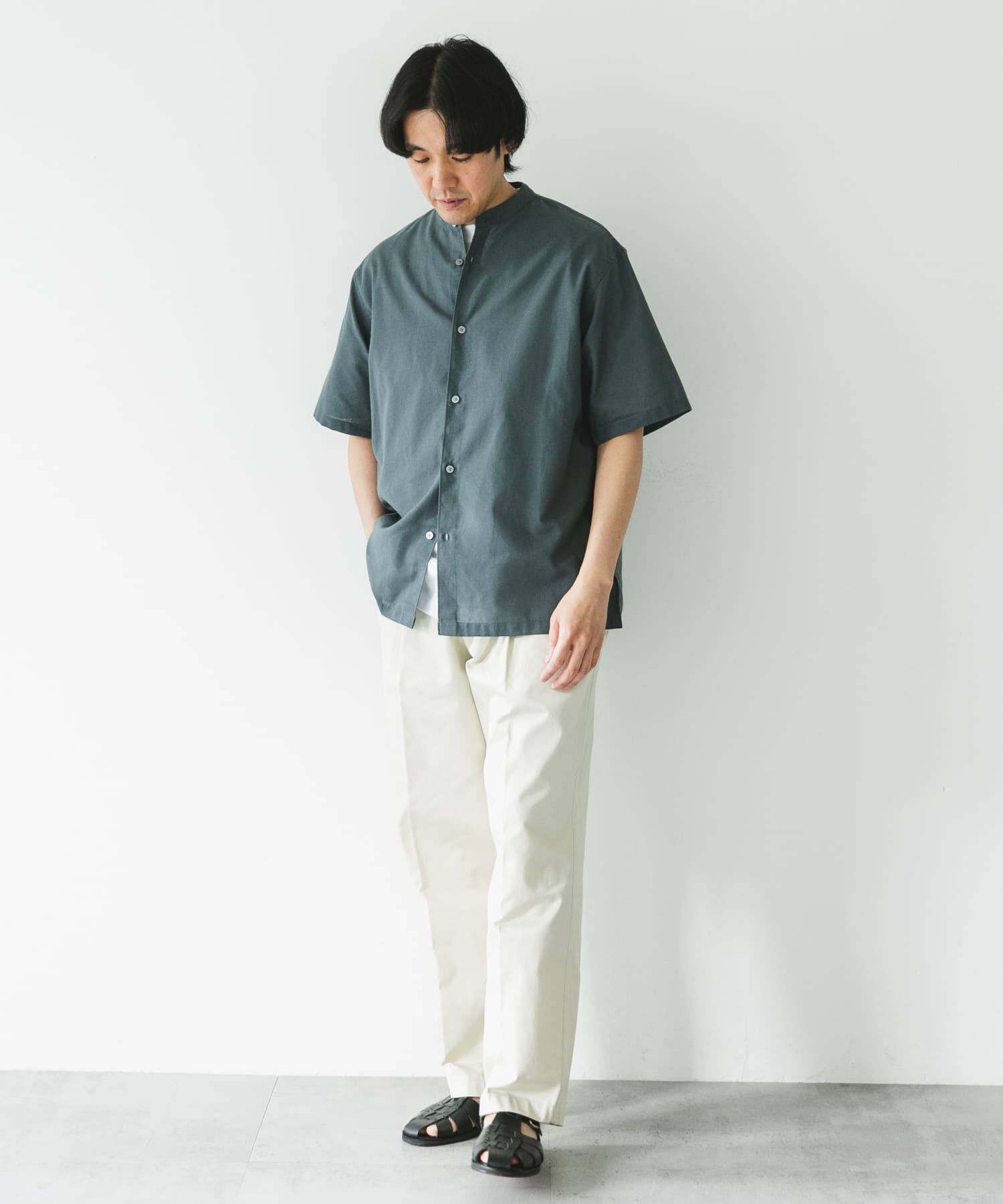 URBAN RESEARCH DOORS「『XLサイズ/WEB限定』『UR TECH 高機能リネン』バンドカラーシャツ」|シャツ・ブラウス|