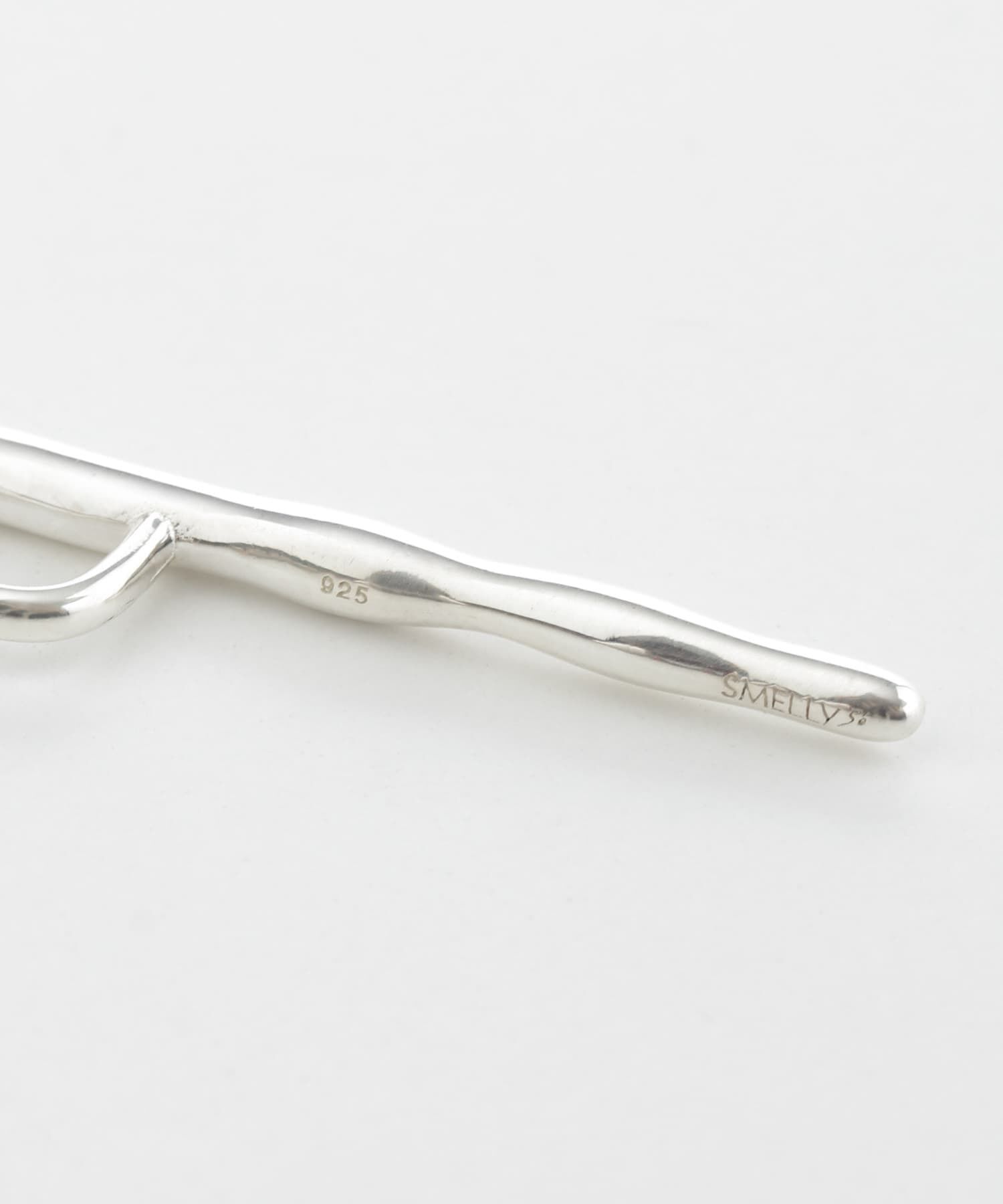 SMELLY「SMELLY so&rsquo;　long bar earring」|イヤリング|