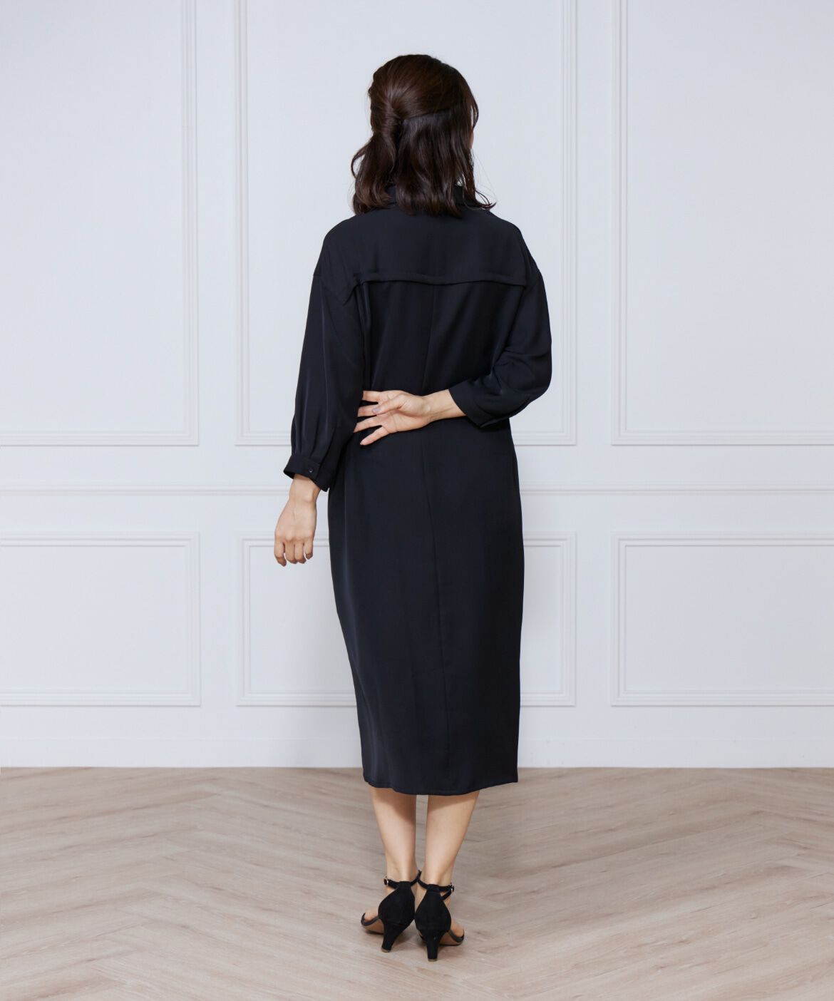 ef-de Black「サテンツイストワンピース」|ワンピース|