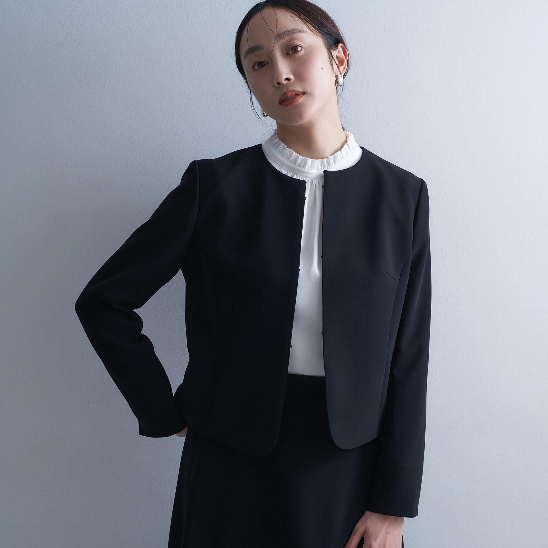 UNTITLED「【洗える/ストレッチ性/軽い】ノーカラージャケット」|ノーカラージャケット|ブラック(019)