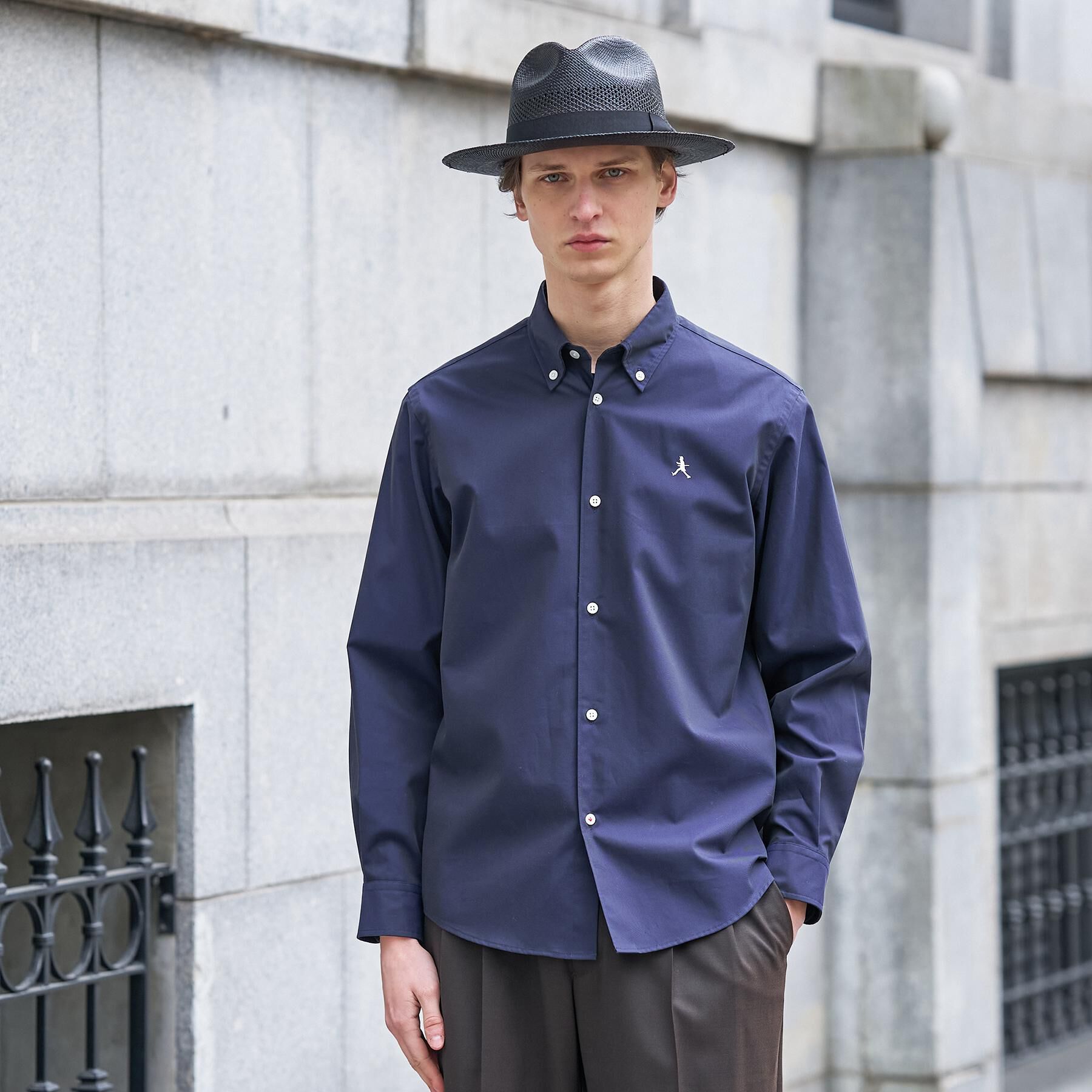 TAKEO KIKUCHI「【BOWLER HAT LABEL】ボーラーハットウォーカー刺繍 ボタンダウンシャツ」|シャツ・ブラウス|