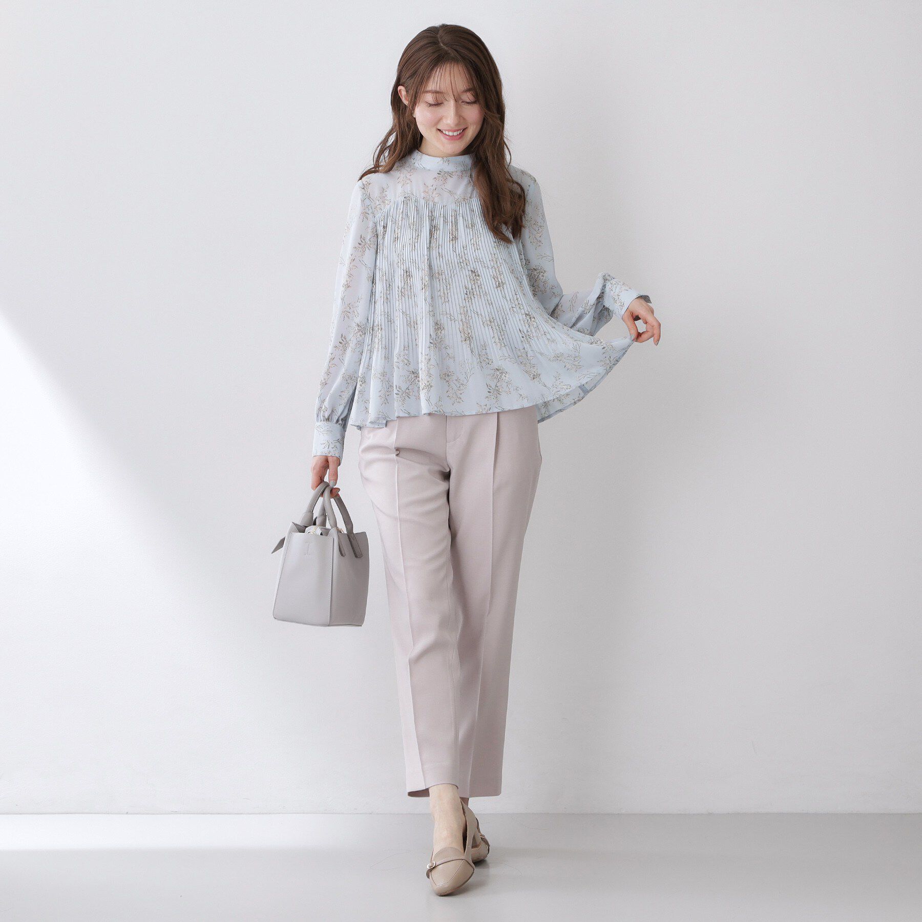 index「エアリープリーツスタンドカラーブラウス【洗濯機OK/イージーアイロン/防シワ】《5col》」|シャツ・ブラウス|