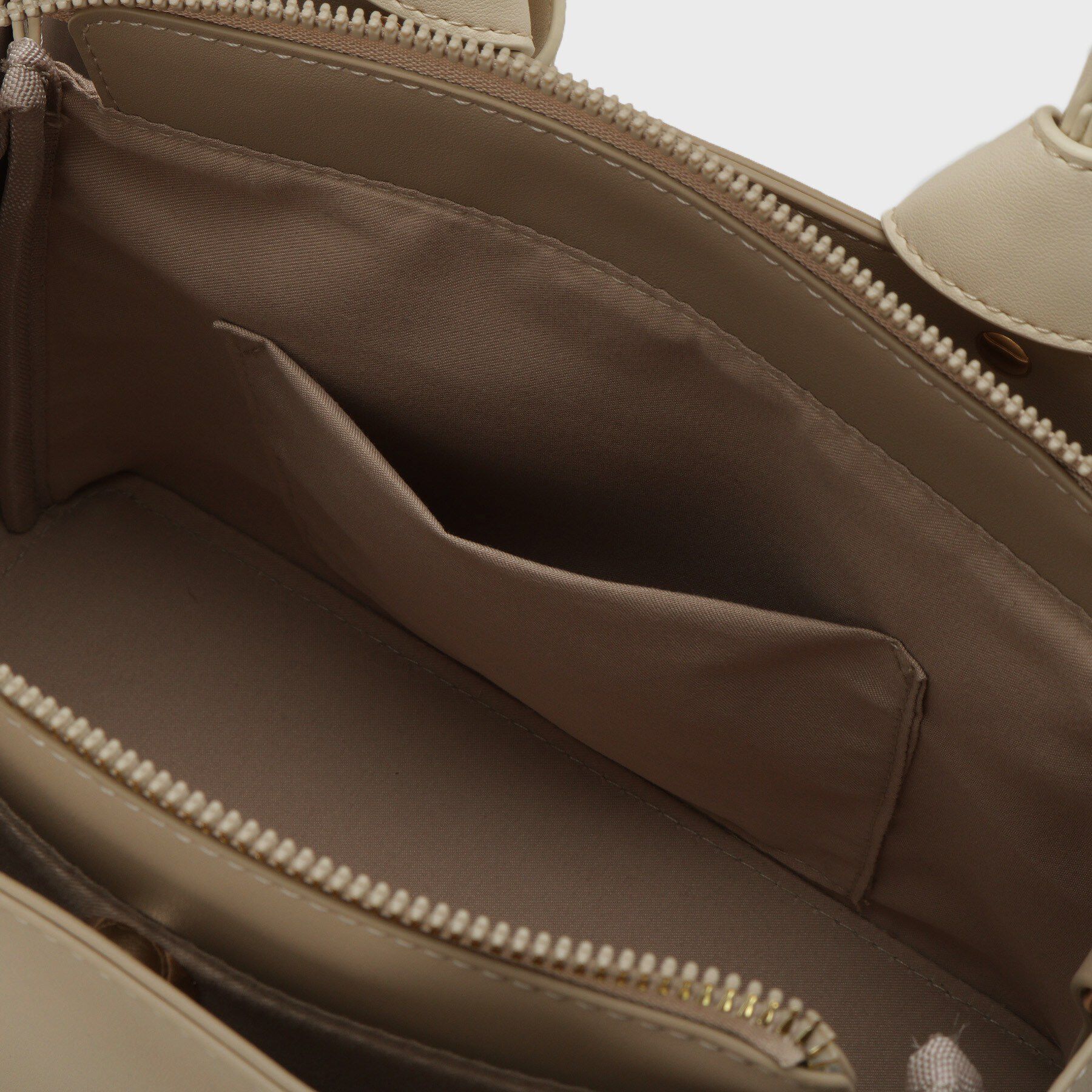 index「2WAYバイカラーリボンハンドル合皮ミドルトートバッグ」|トートバッグ|