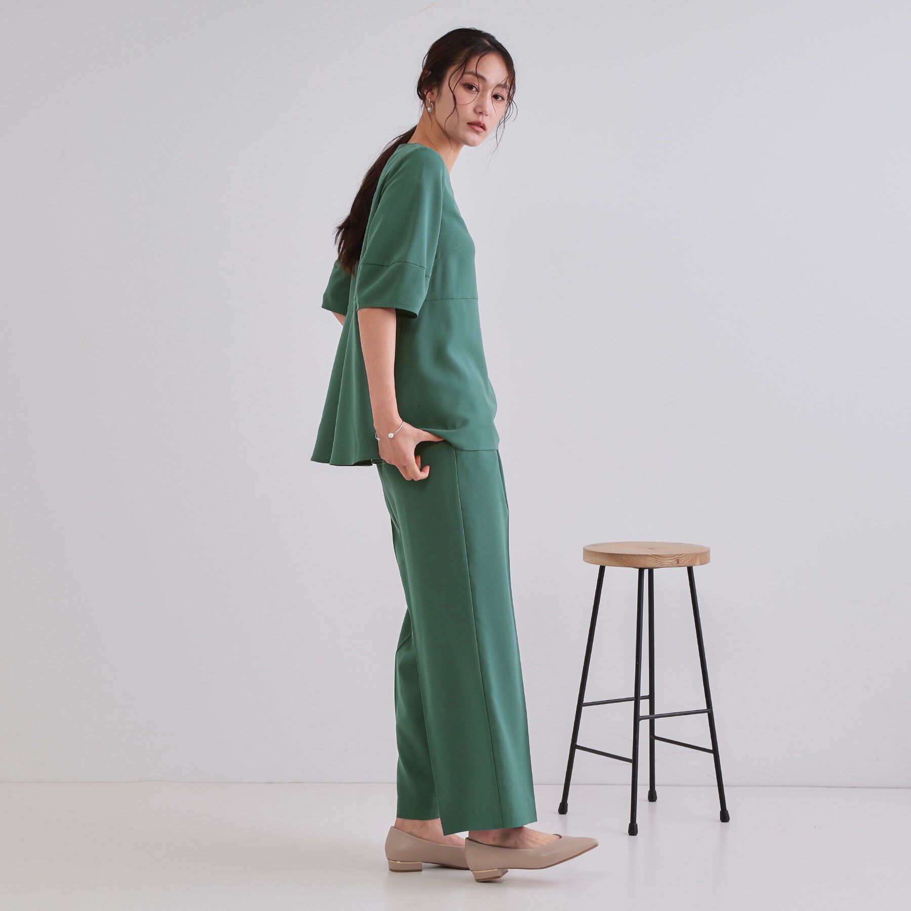 OPAQUE.CLIP「《6色展開》ストレッチペプラムブラウス/セットアップ対応【洗濯機洗い可/防シワ】」|シャツ・ブラウス|