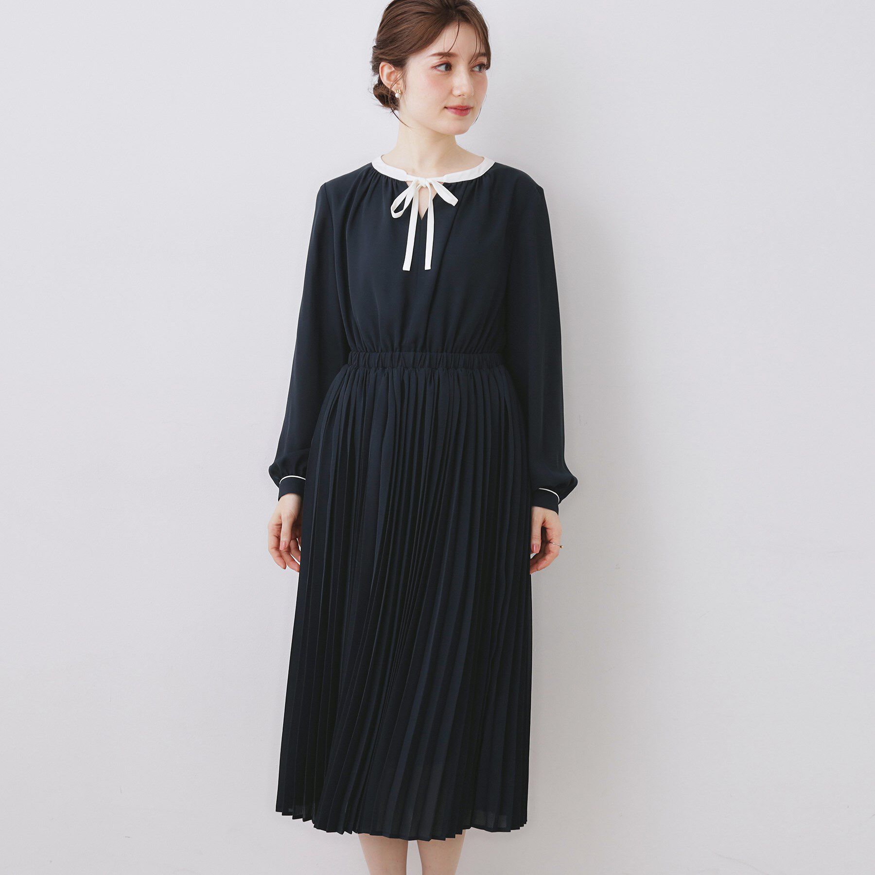 Couture broach「【ハレの日・通勤】配色シフォンプリーツ ワンピース」|ワンピース|