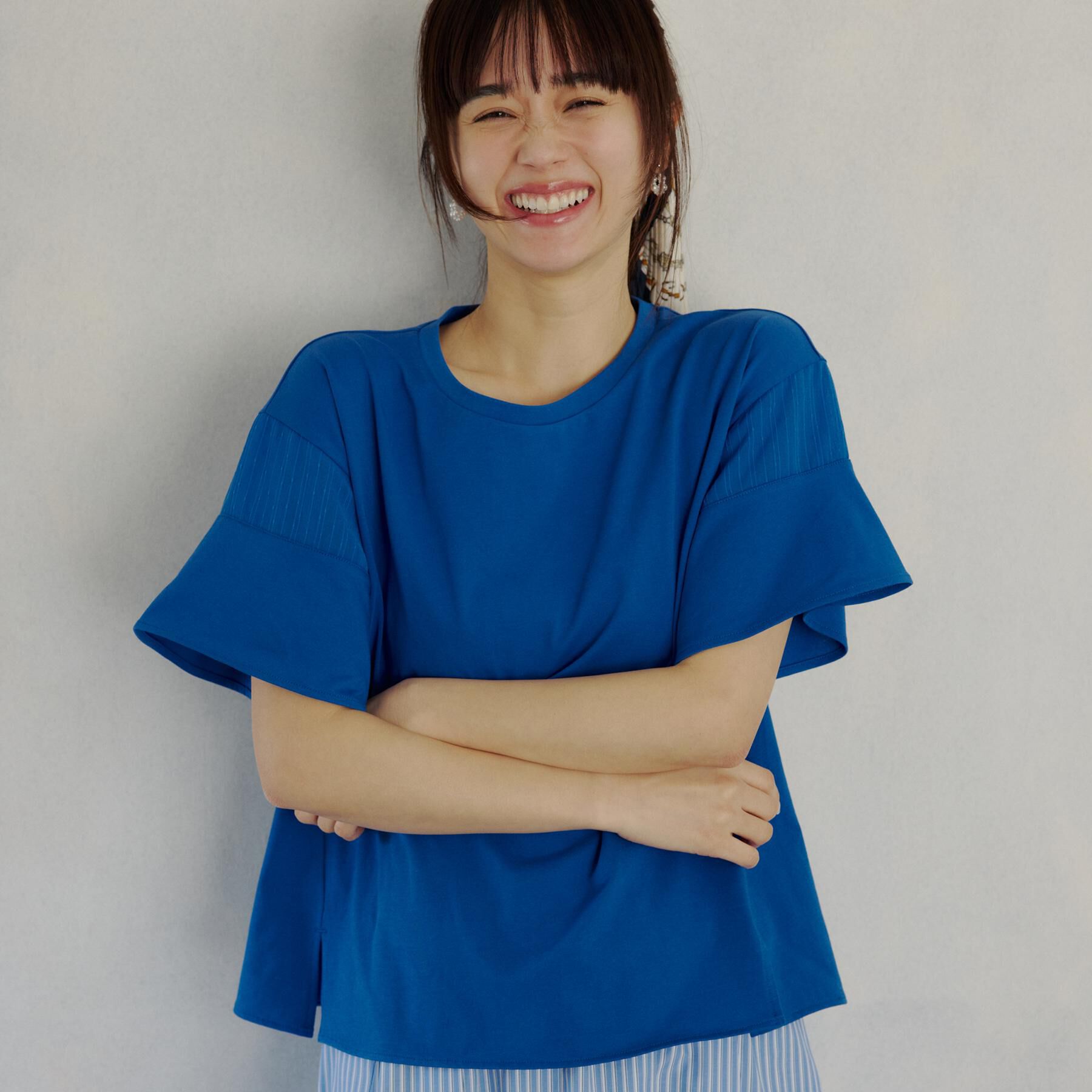 THE SHOP TK「【ひんやり／吸水速乾／UV】軽やかに揺れる シアーフレアスリーブTシャツ」|Tシャツ・カットソー|ブルー(093)