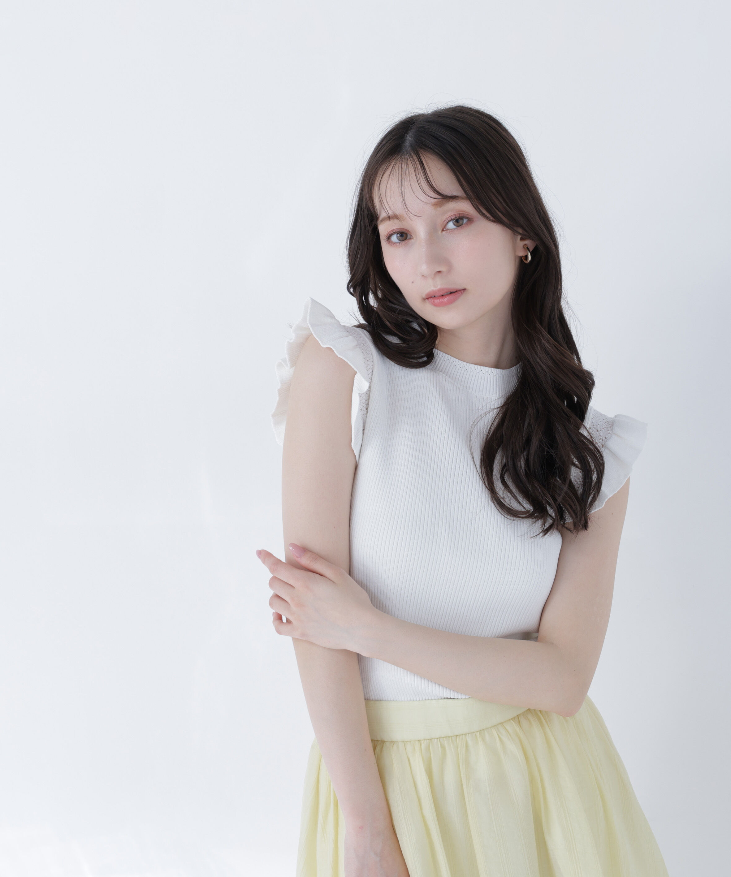  「アイレットフリルニット」|ニット・セーター|