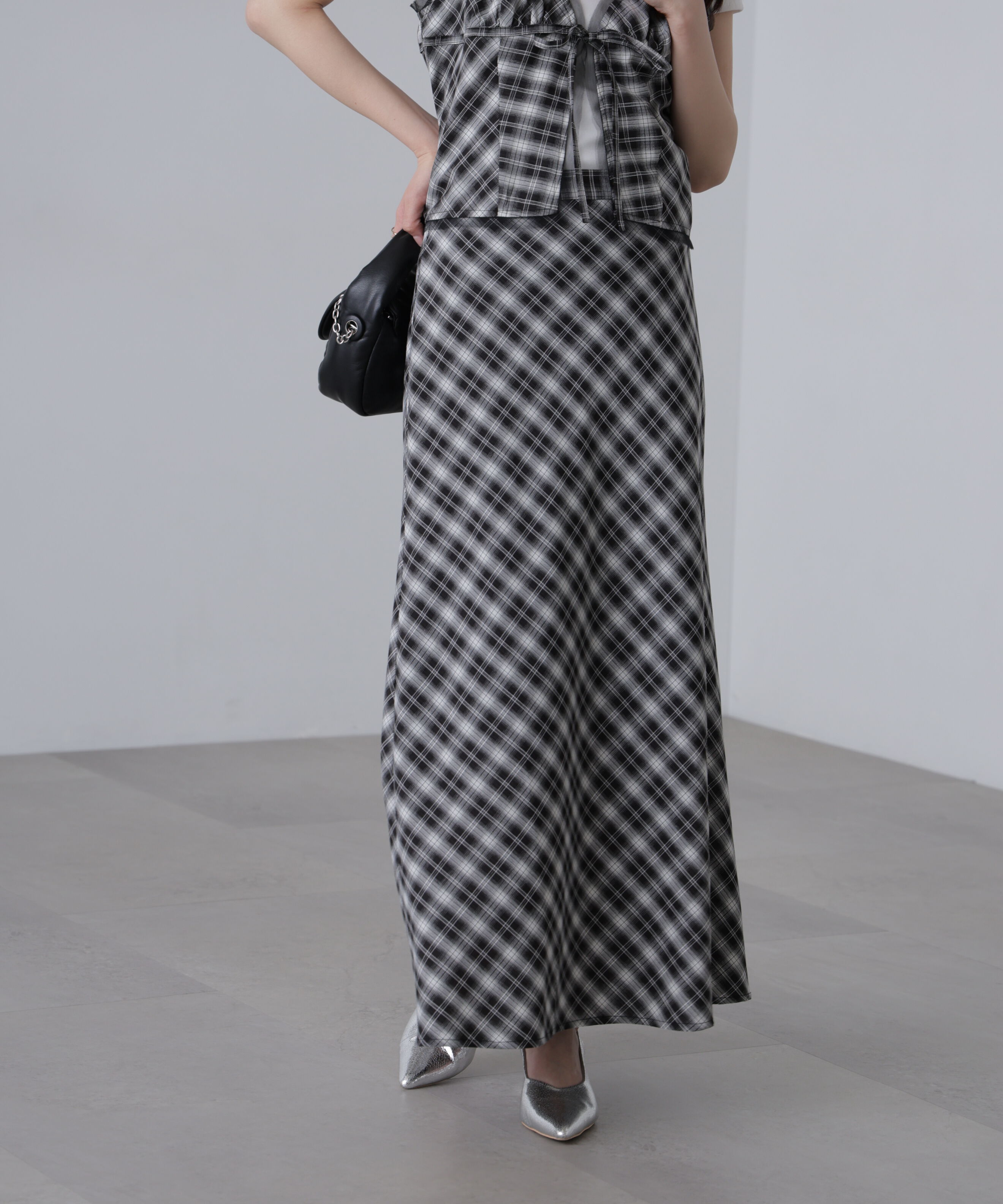  「〈セットアップ対応〉チェック柄バイアススカート」|スカート|ブラックベー 1