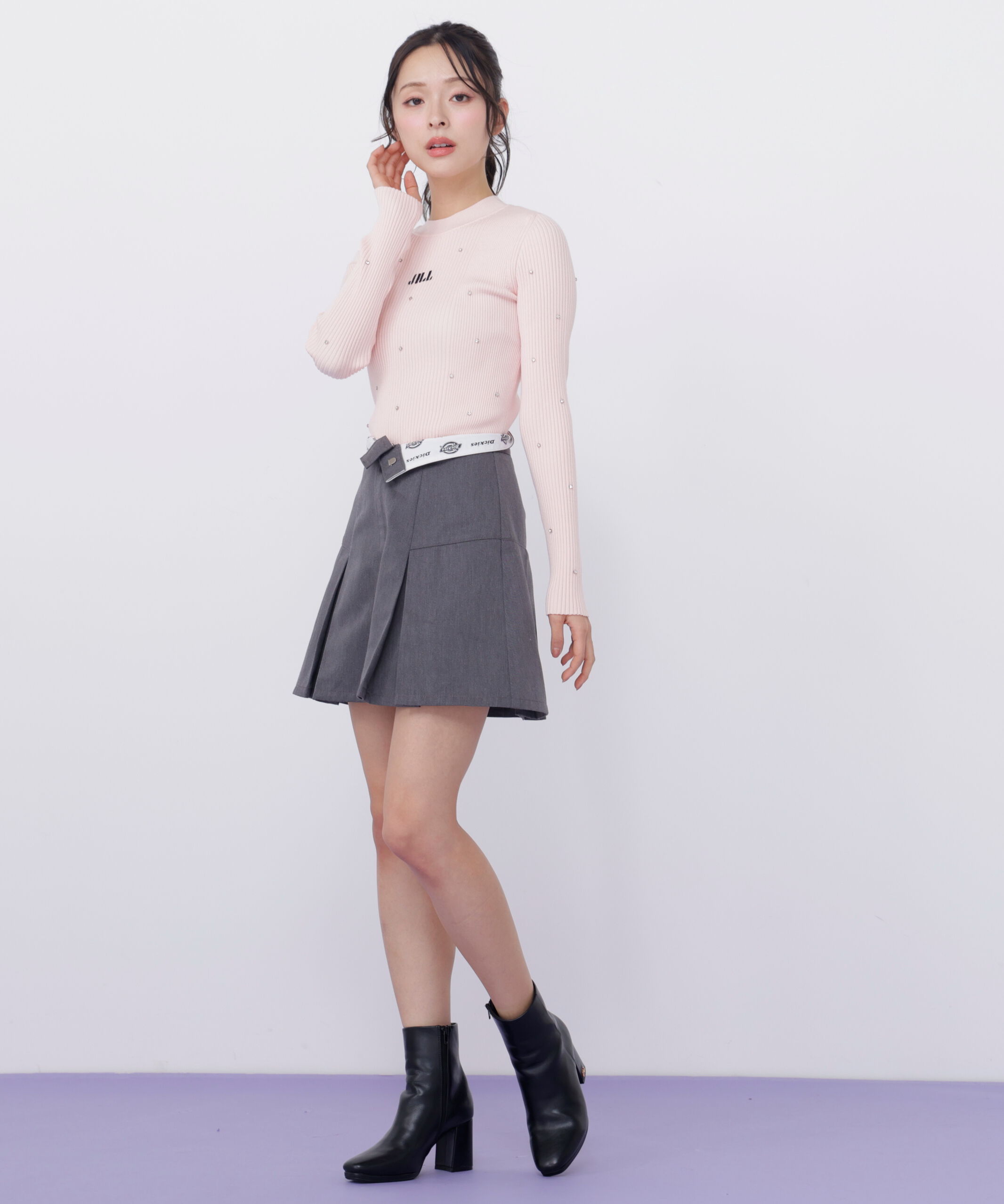  「ビジューコンパクトロゴニット」|ニット・セーター|