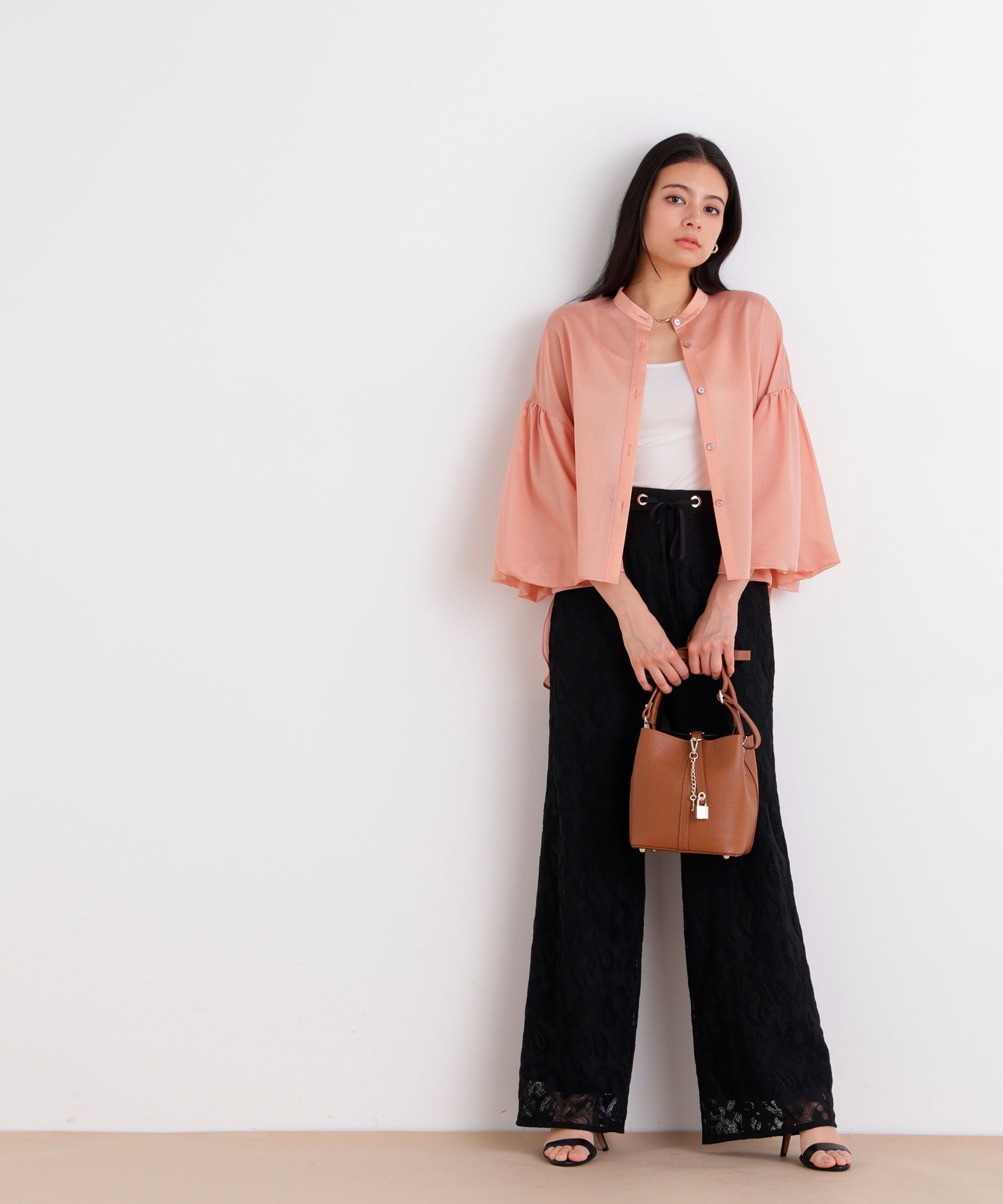  「［美香さん着用］ギャザーバルーンスリーブブラウス」|シャツ・ブラウス|