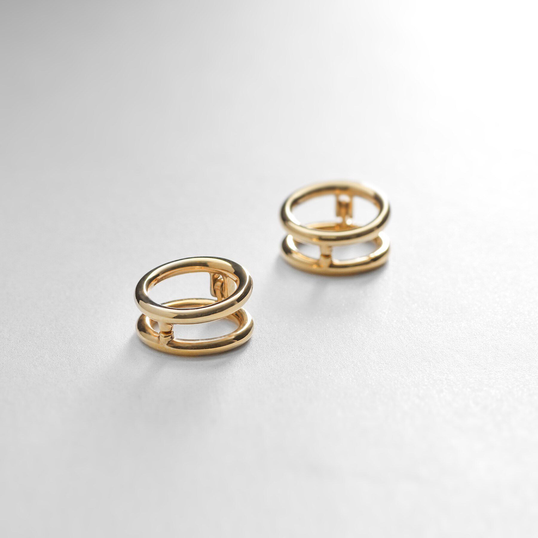 COCOSHNIK ONKITSCH「シルバー ダブルサークル　イヤリング GP」|イヤリング|