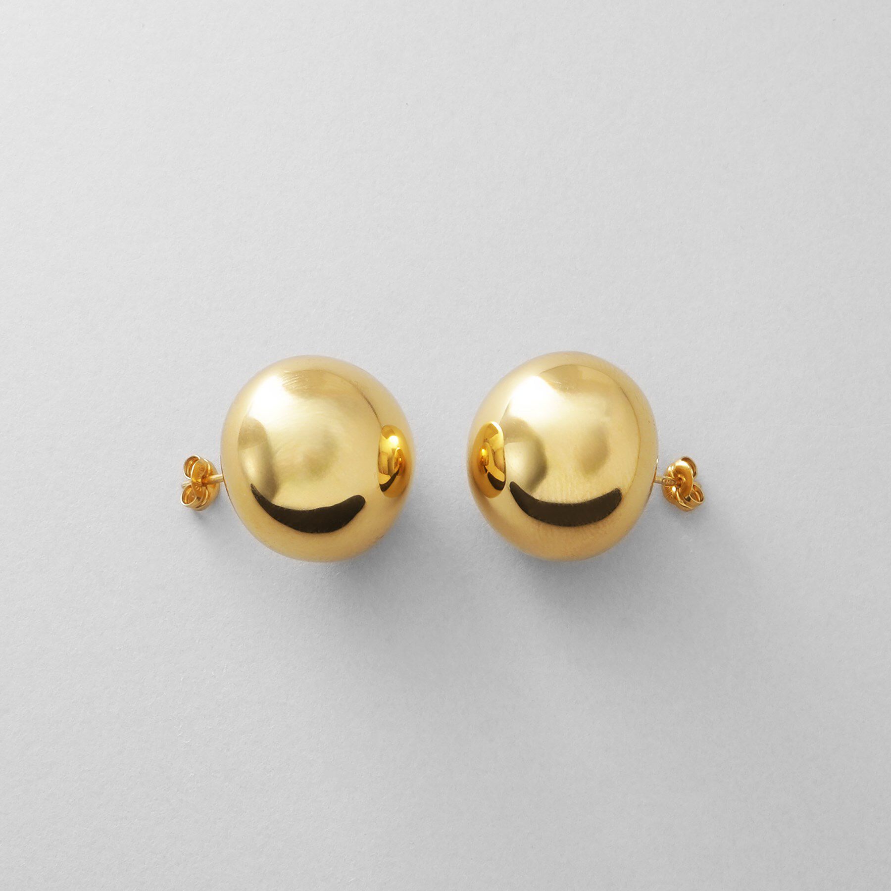 COCOSHNIK ONKITSCH「シルバー ホロウラウンドクッションピアス GP」|ピアス|