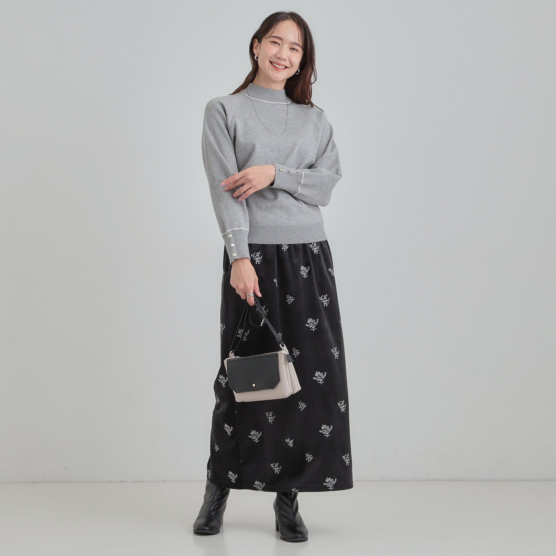 SHOO･LA･RUE「【洗濯機可/吸湿発熱】チクチクしにくいもちもちハイネックニット」|ニット・セーター|