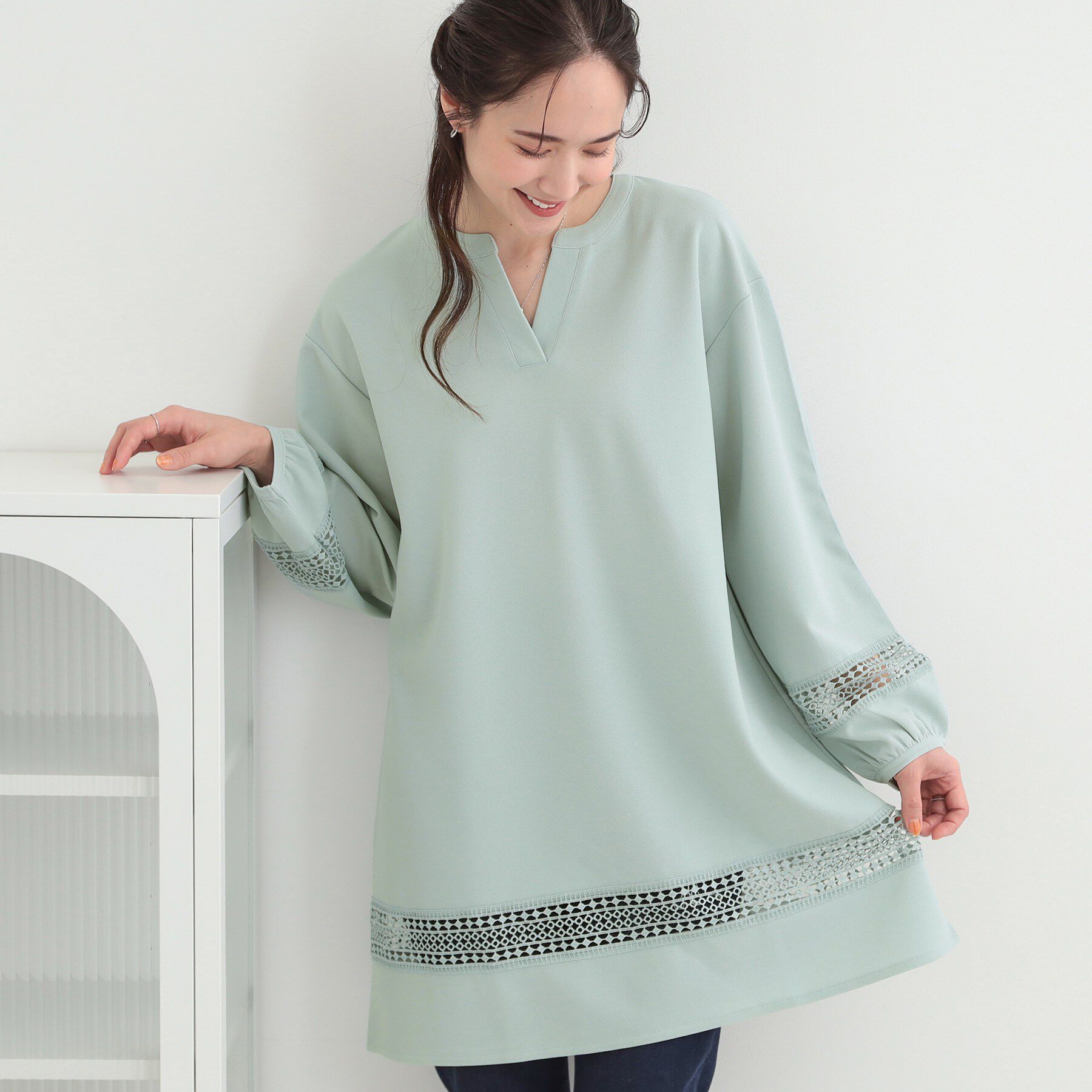 SHOO･LA･RUE「【洗濯機可/体型カバー】レース切り替えチュニックワンピース」|チュニック|ミントグリーン(02