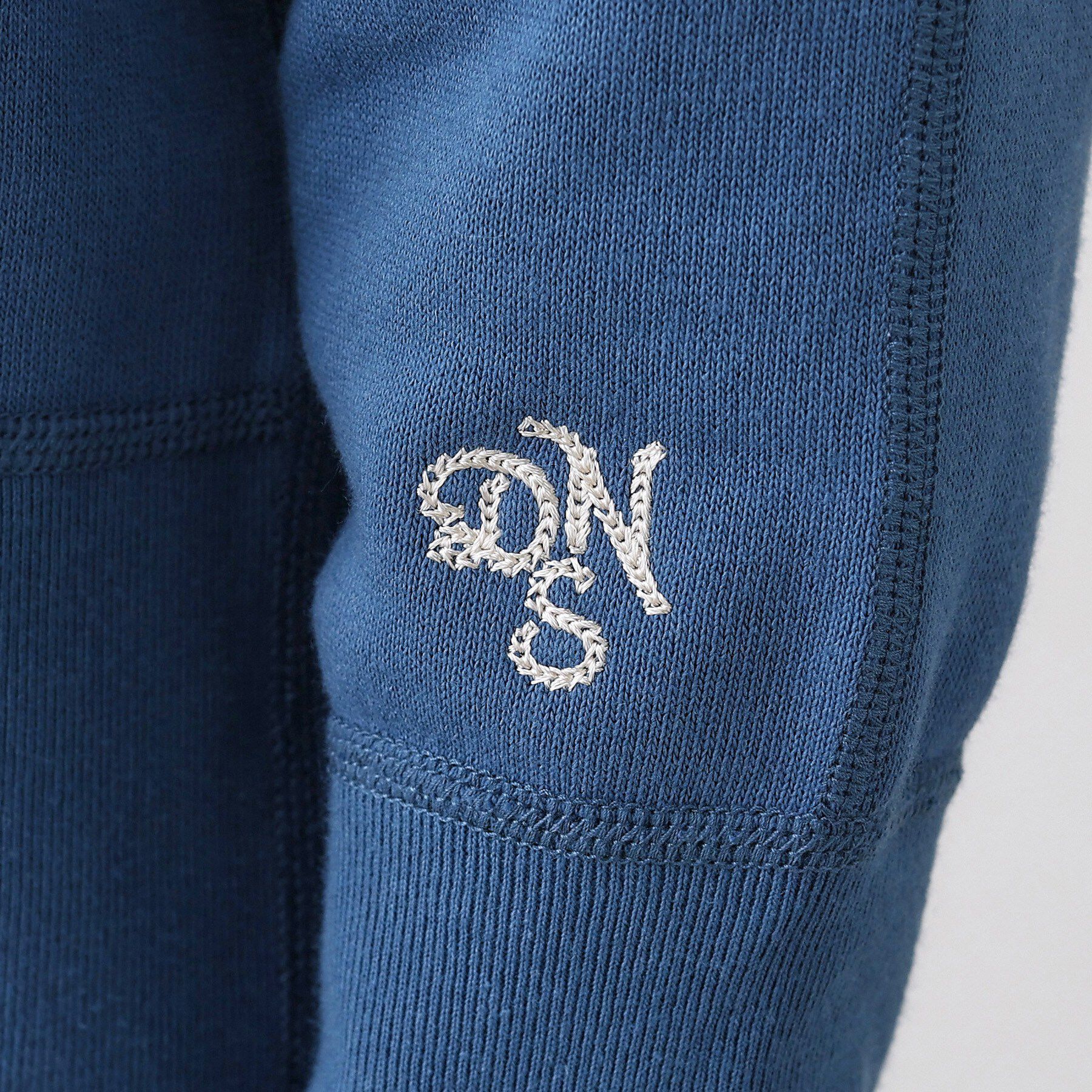 Dessin「【ユニセックス/洗える】吊り裏毛フーデッドパーカー」|パーカー|