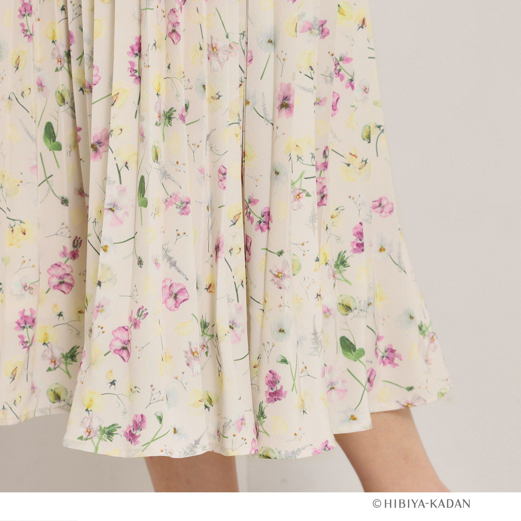 ITS&rsquo;DEMO「【ITS&rsquo;DEMO &times; HIBIYA－KADAN】楊柳プリーツスカート」|スカート|