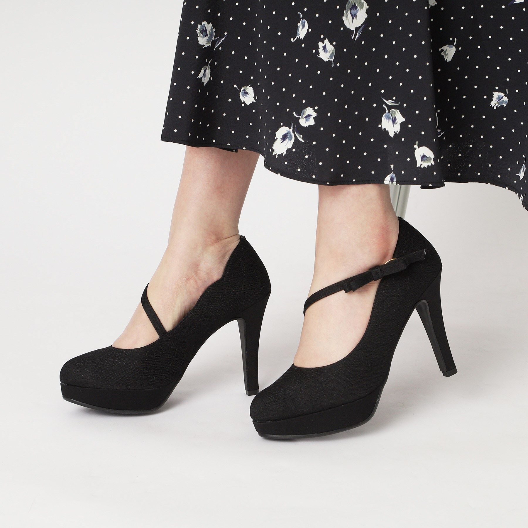 ESPERANZA「斜めストラップ厚底リボンパンプス 結婚式二次会 パーティー 24SS」|パンプス|