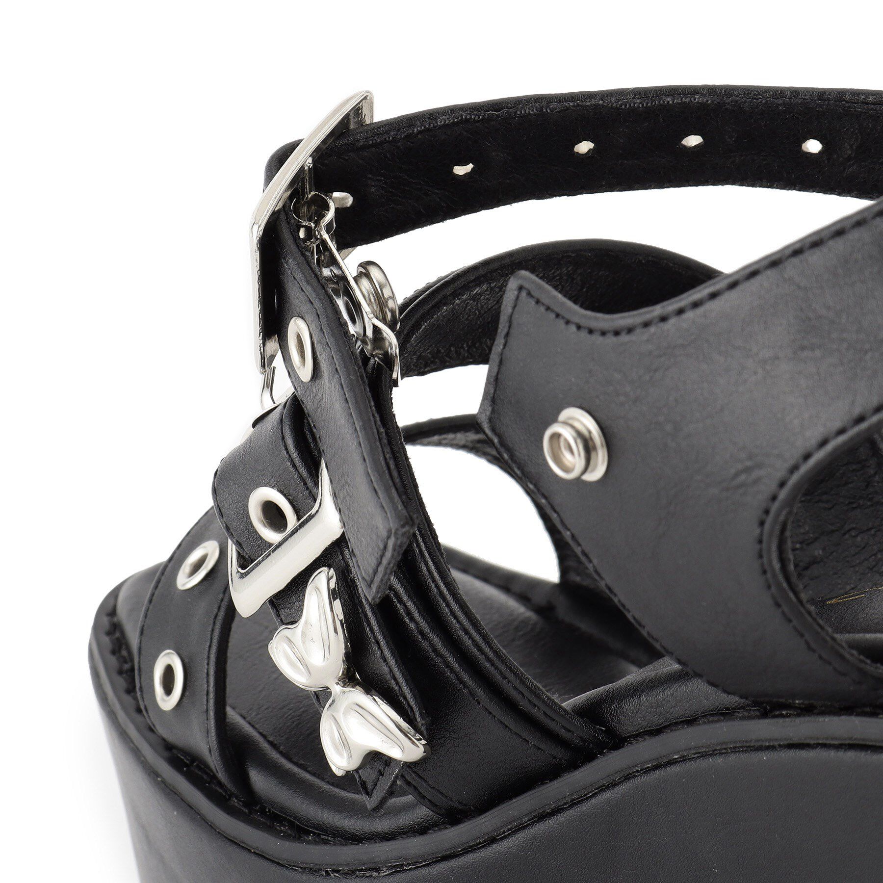 csT&P「厚底バタフライ付ベルトサンダル」|サンダル|