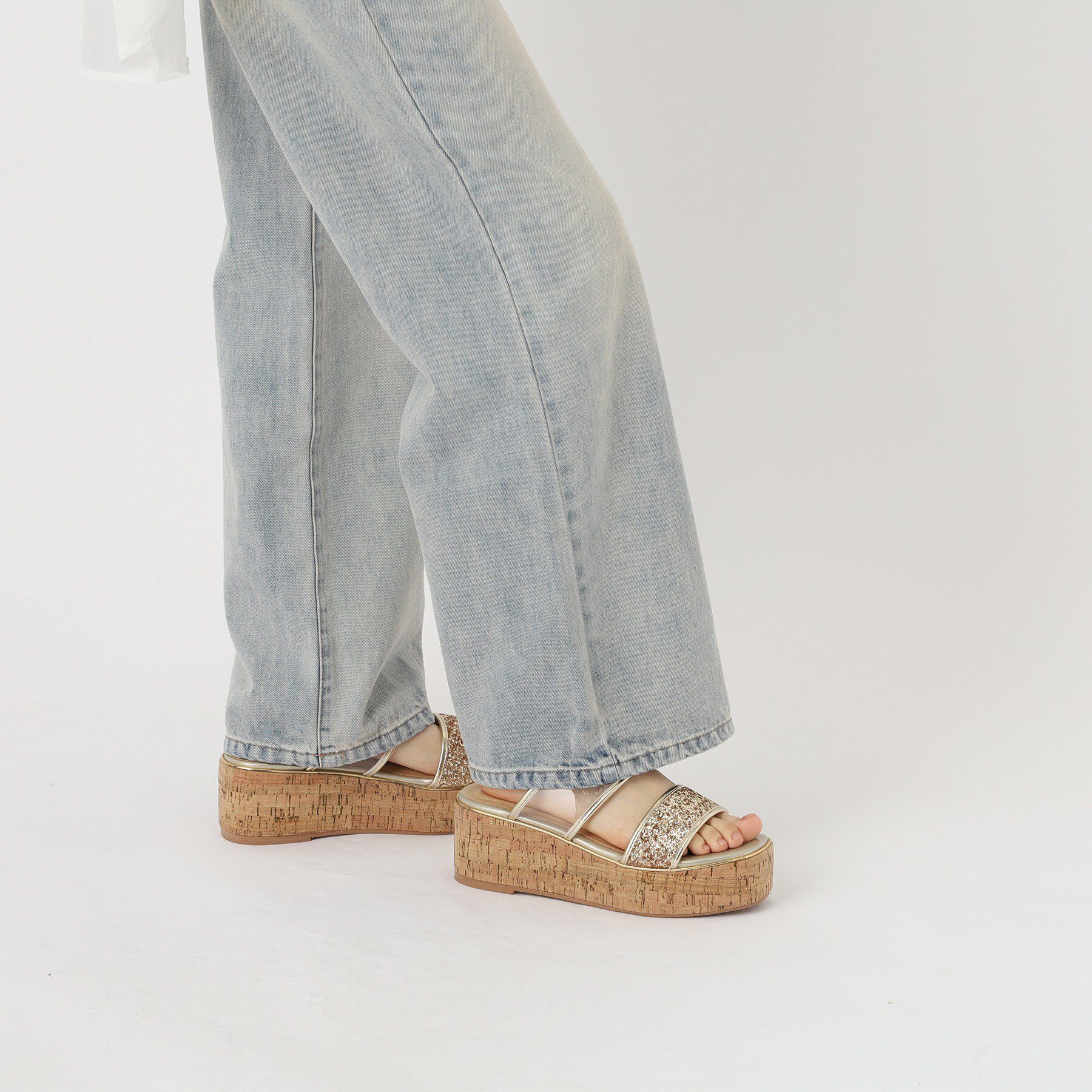 ESPERANZA「グリッター&times;クリアベルト 厚底コルクサンダル」|サンダル|