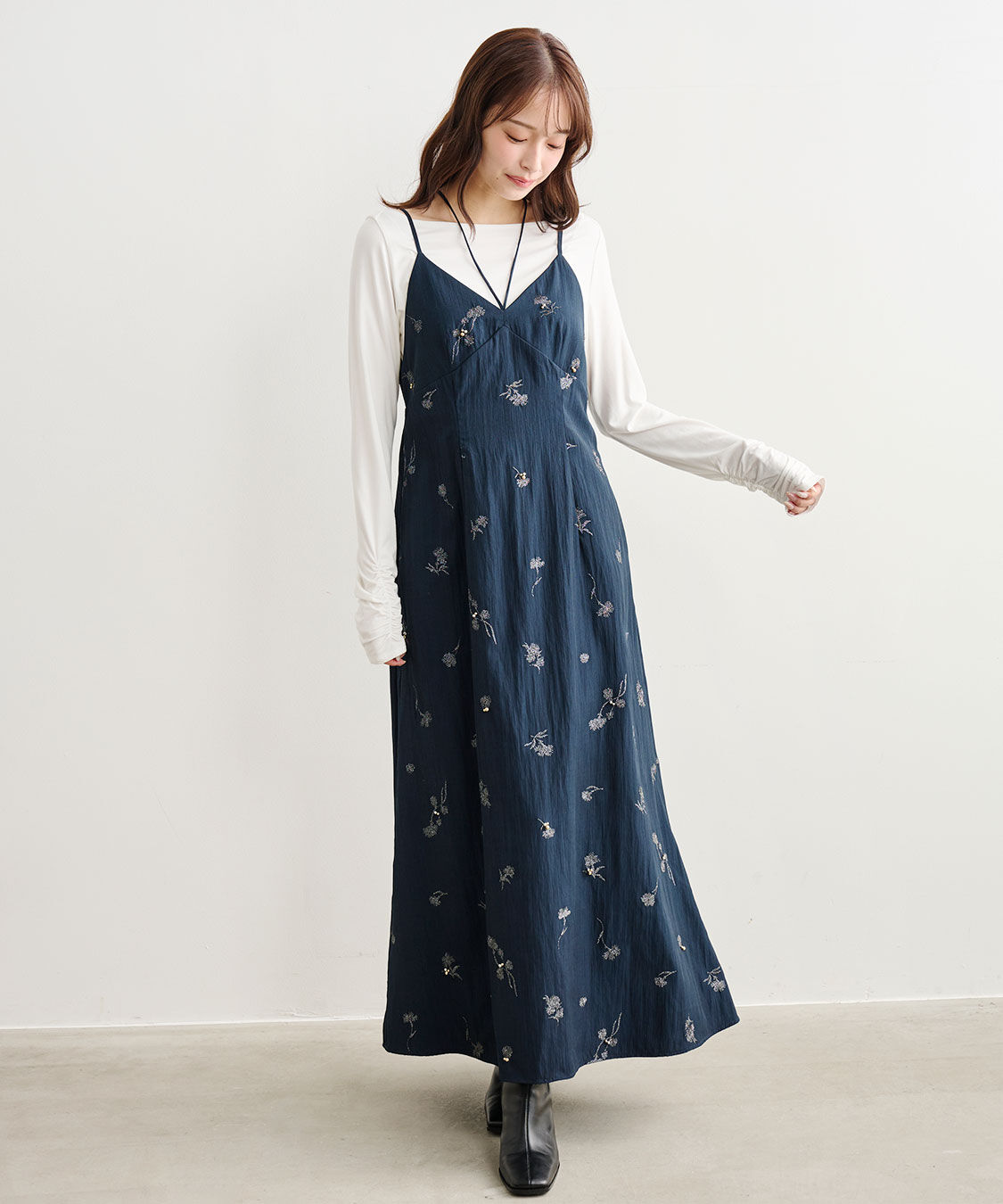 COCO DEAL「フラワー刺繍キャミワンピース」|ワンピース|