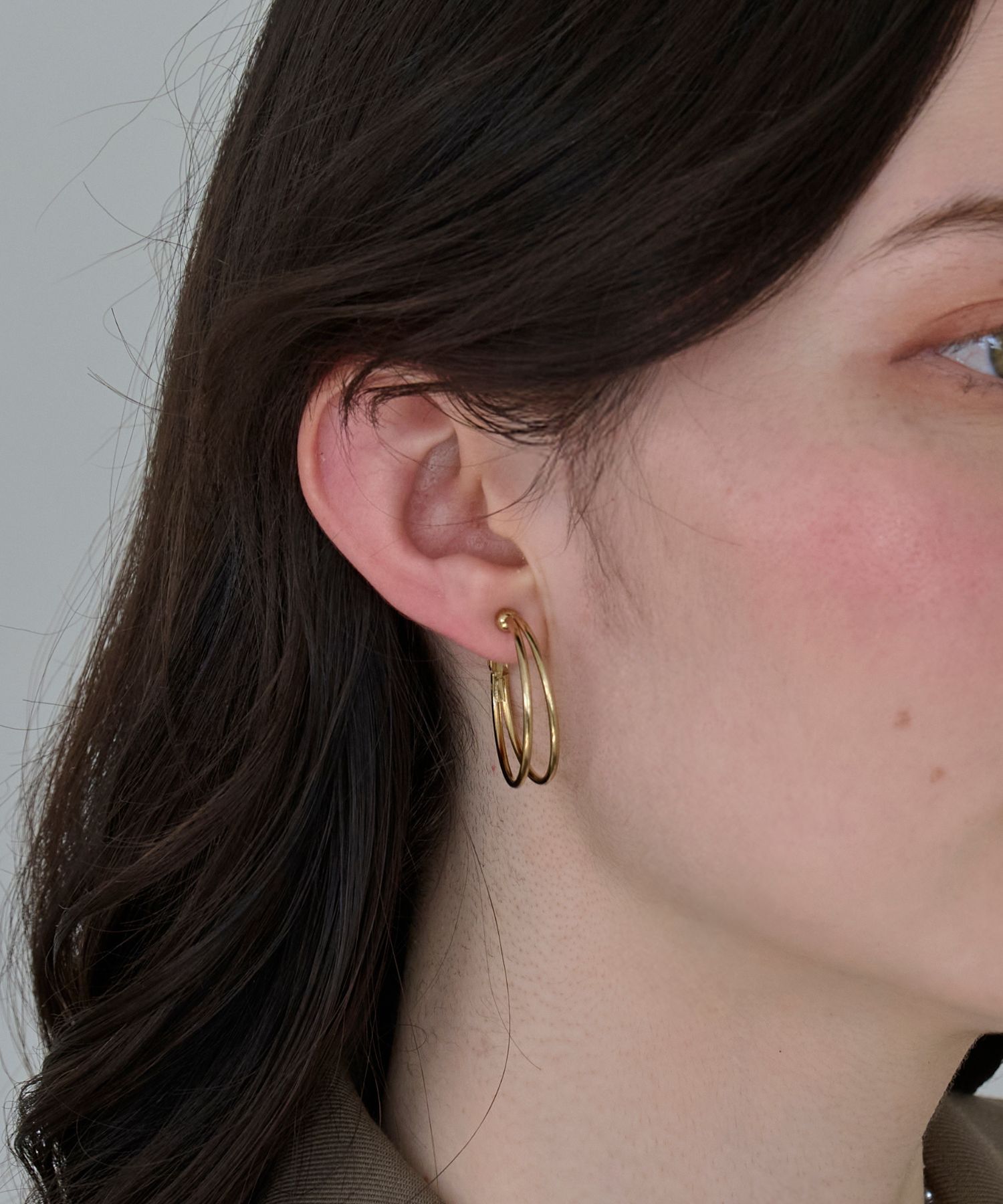 Phoebe「≪雑誌掲載≫ダブルラインフープイヤリング」|イヤリング|