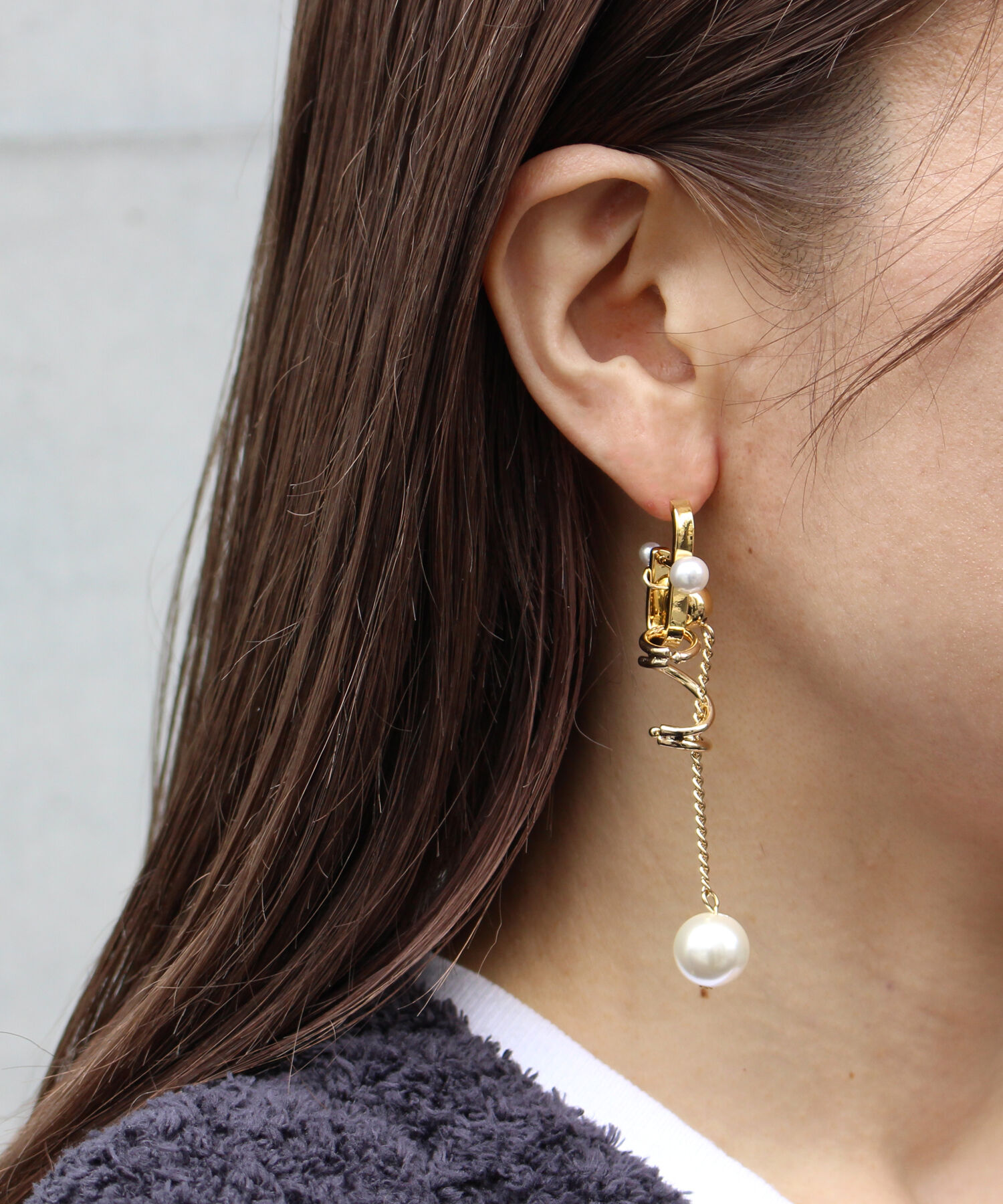 Phoebe+「【amplis】hereピアス ゴールド」|ピアス|