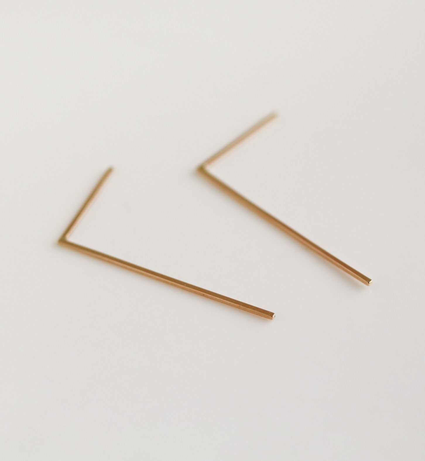  「ゴールド ライン ピアス | K10YG」|ピアス|