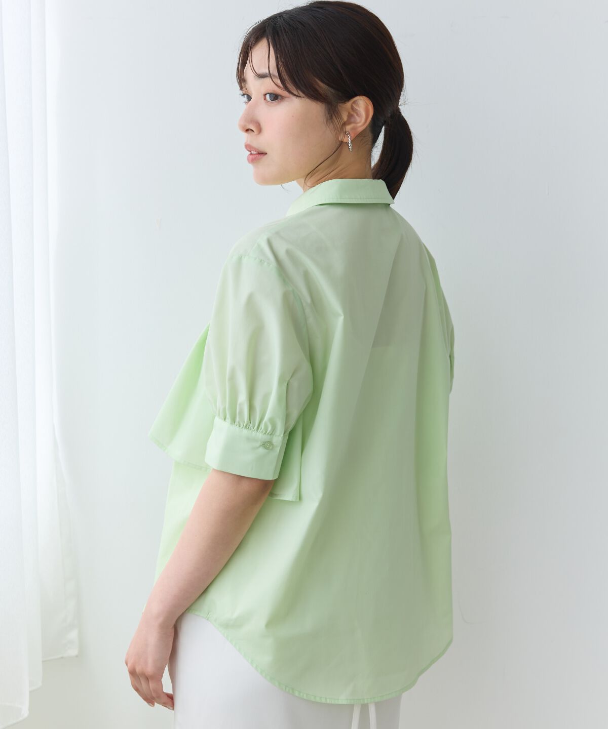 アンドクチュール「ヨークデザインハーフスリーブシャツ」|シャツ・ブラウス|