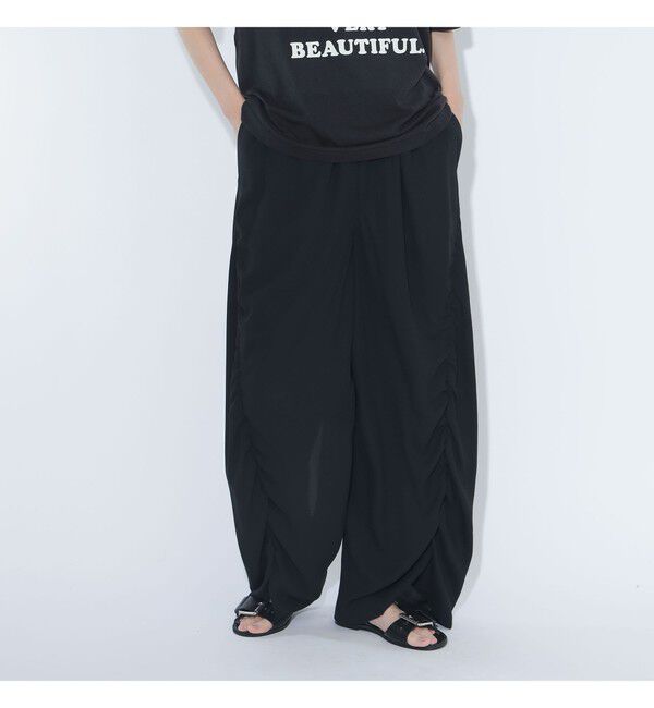 BEAMSBOY「maturely / リサイクル アムンゼン シャーリング アンド スリット パンツ」|チノ|