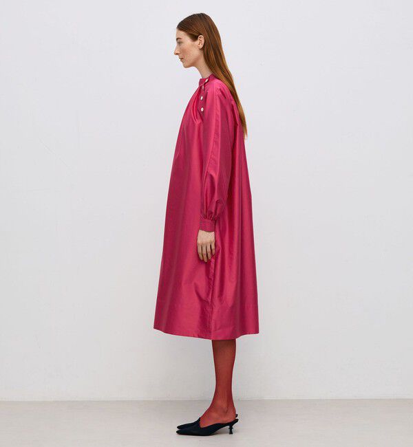 BACCA「コットンバックサテン ボリュームスリーブワンピース」|ワンピース|