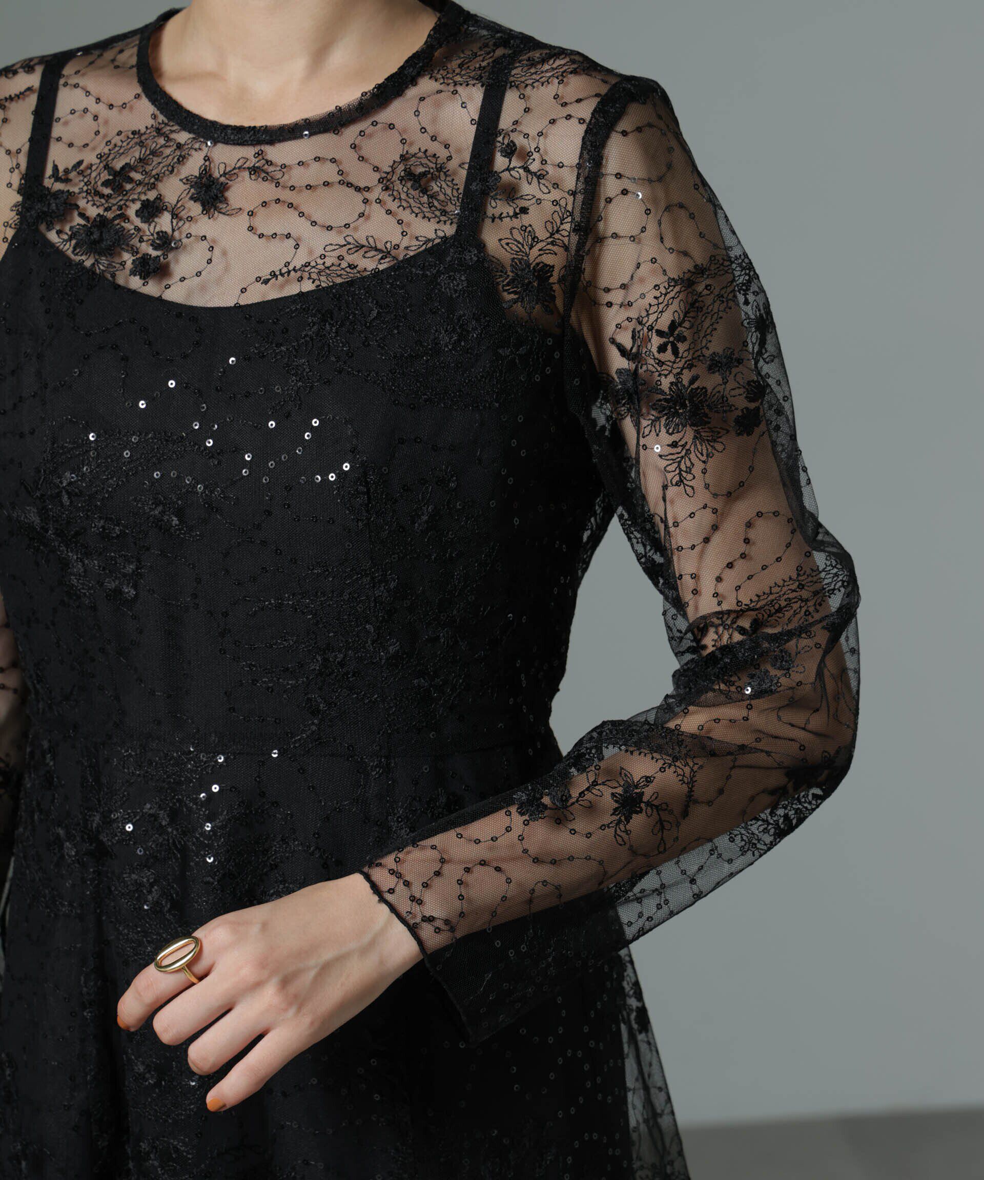 nano･universe「kaene/スパンコールエンブロイダリードレス」|ワンピース|