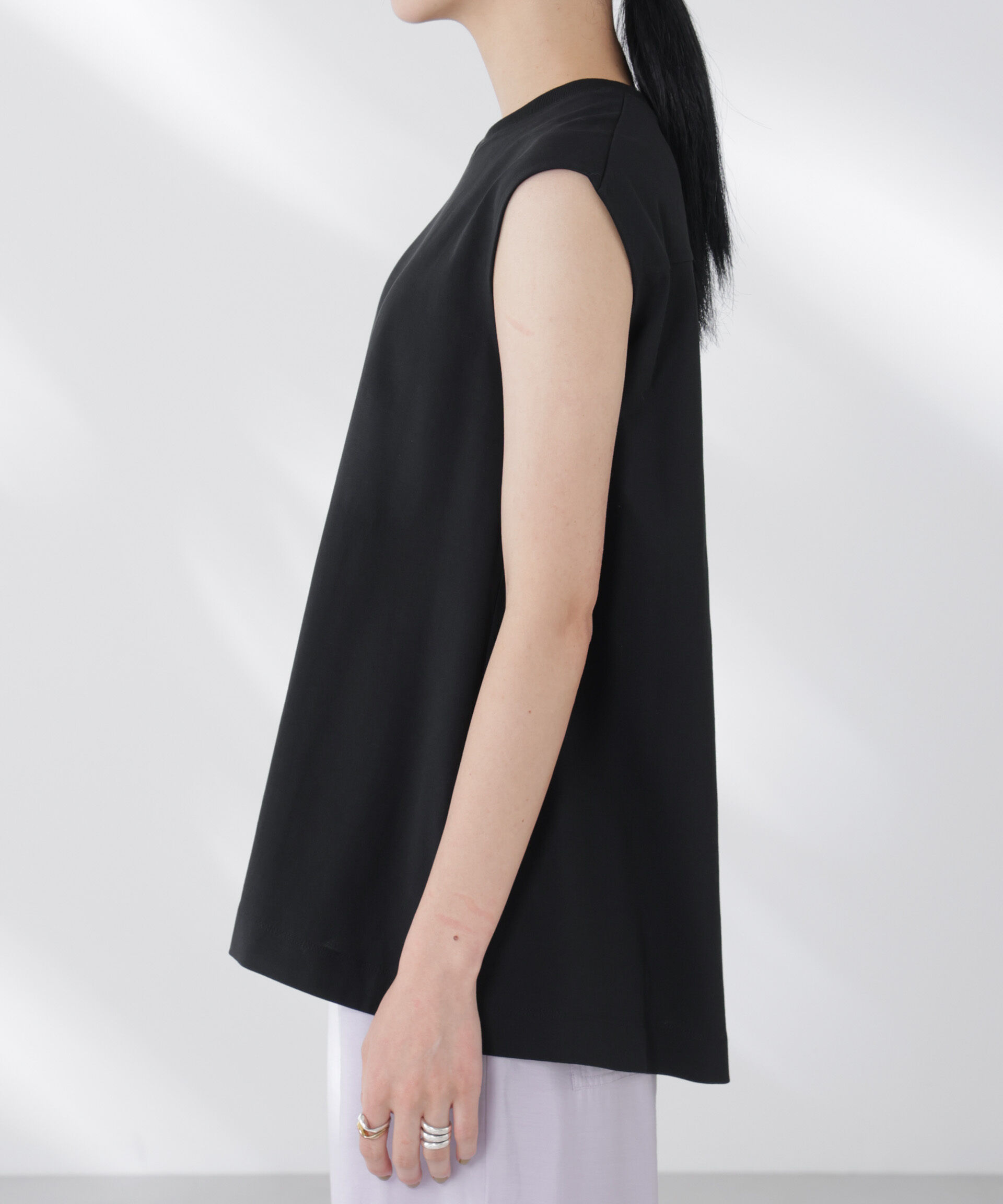 nano･universe「NANOFINE強撚コットンノースリーブトップス」|Tシャツ・カットソー|