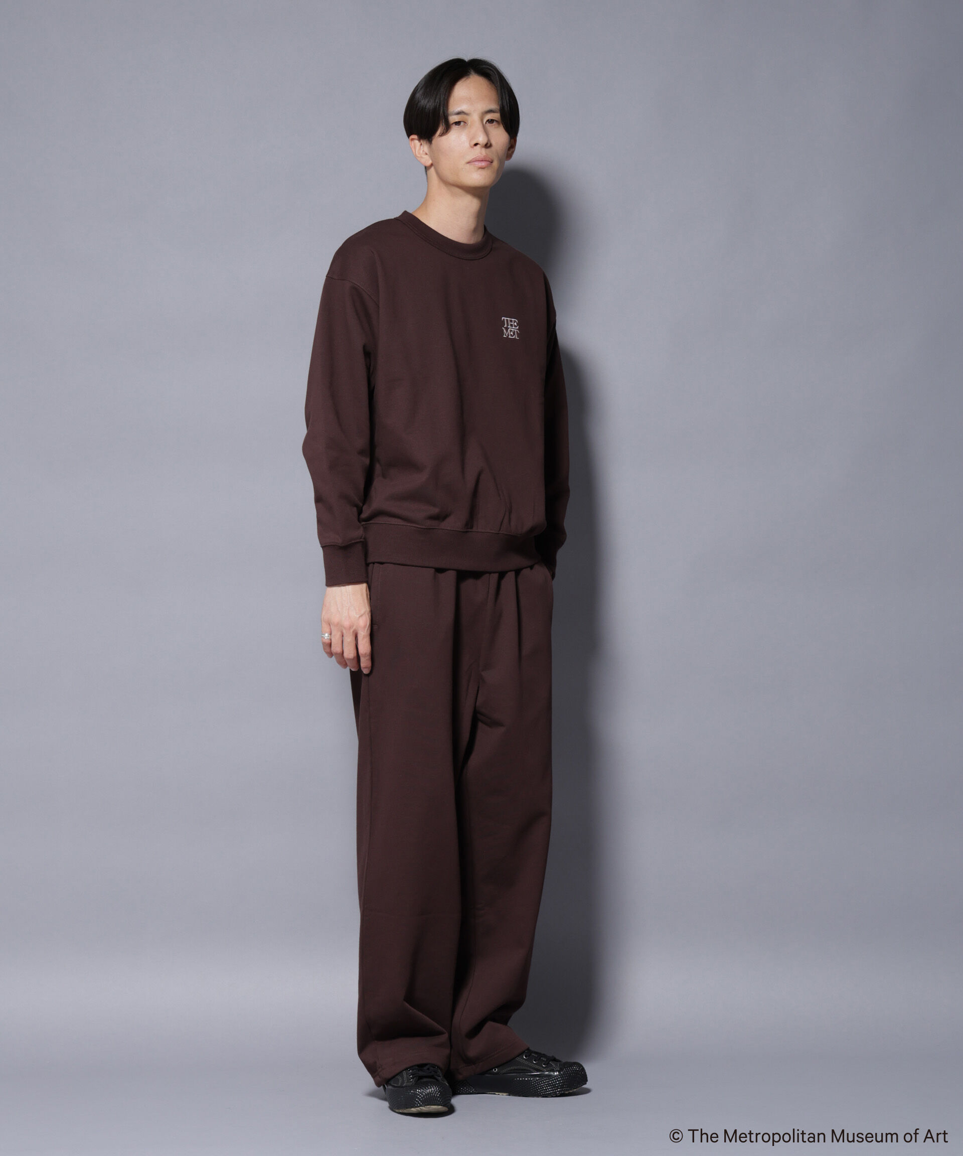 nano･universe「「The Met」ロゴ&times;アーカイブロゴ刺繍スウェット(セットアップ可)」|Tシャツ・カットソー|