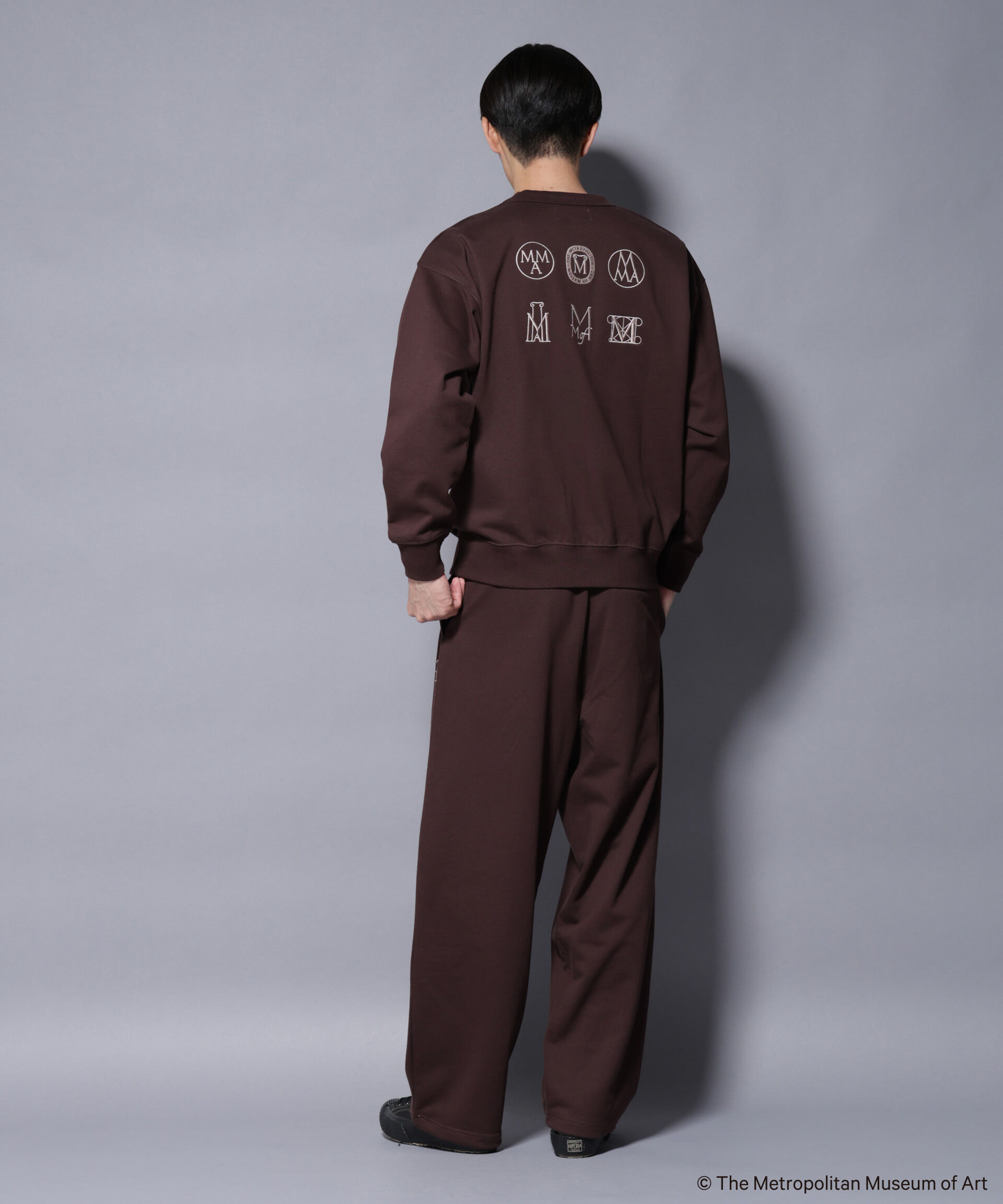 nano･universe「「The Met」ロゴ&times;アーカイブロゴ刺繍スウェット(セットアップ可)」|Tシャツ・カットソー|