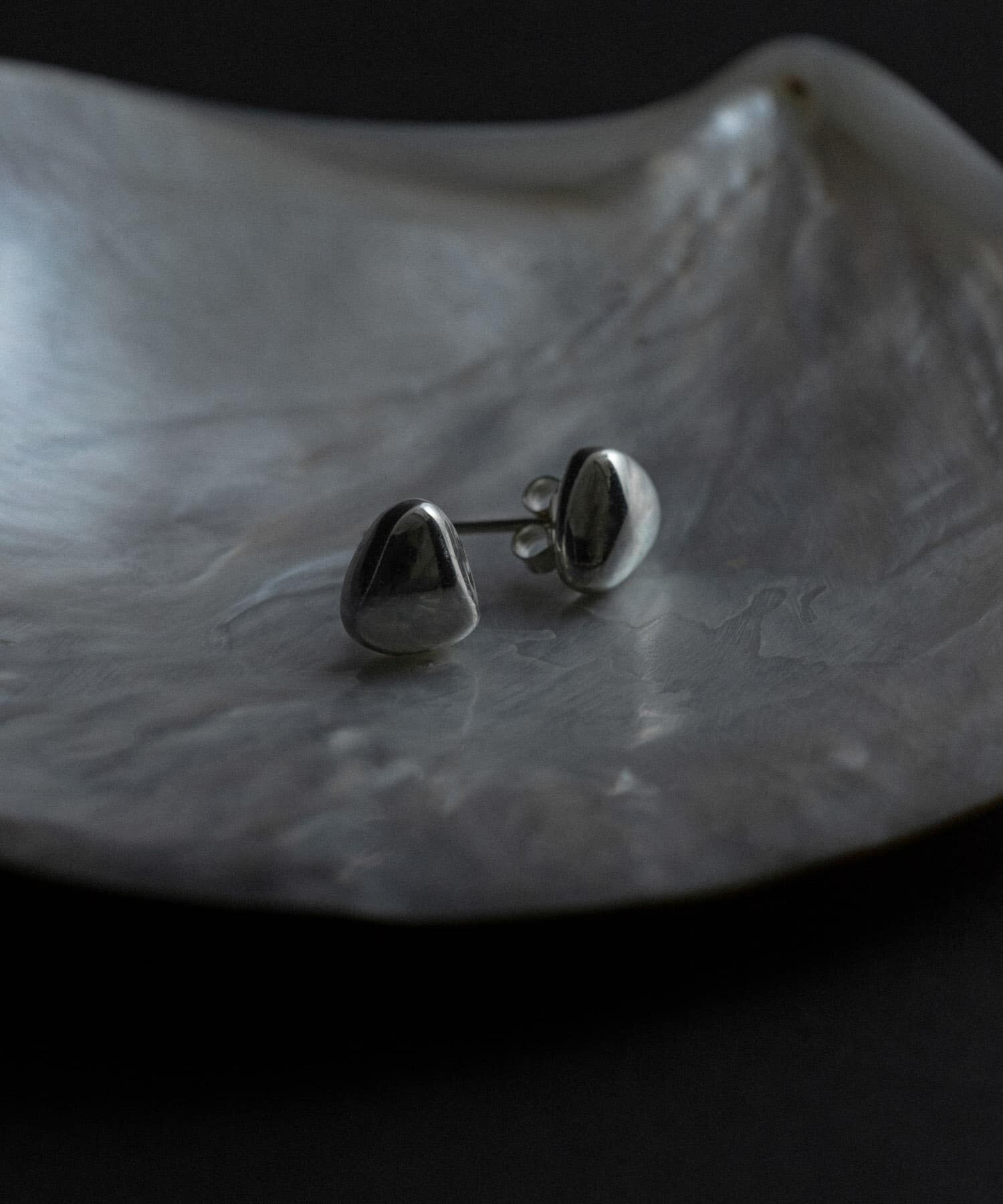 SMELLY「SMELLY so&rsquo;　grain pierce」|ピアス|