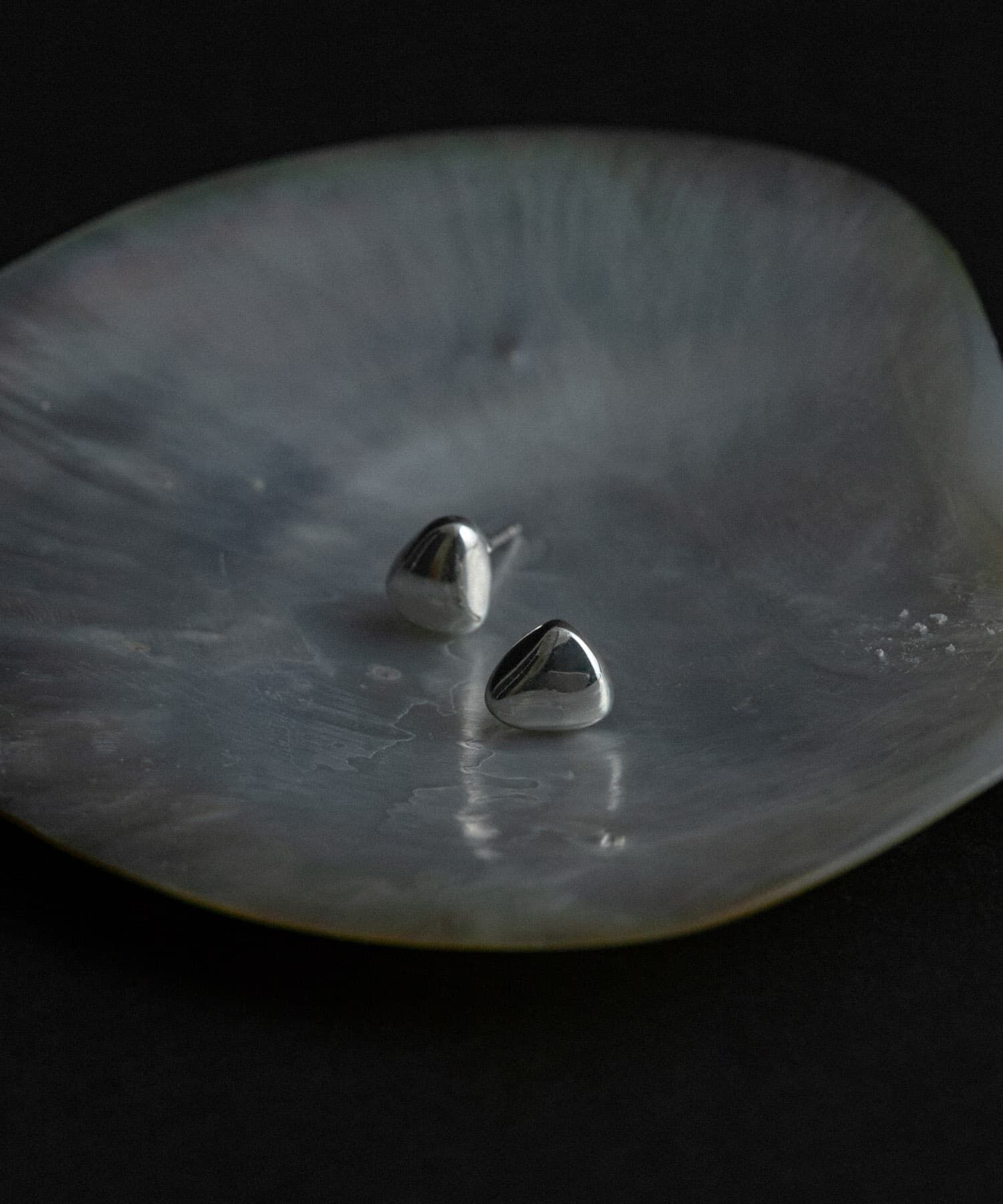 SMELLY「SMELLY so&rsquo;　grain pierce」|ピアス|