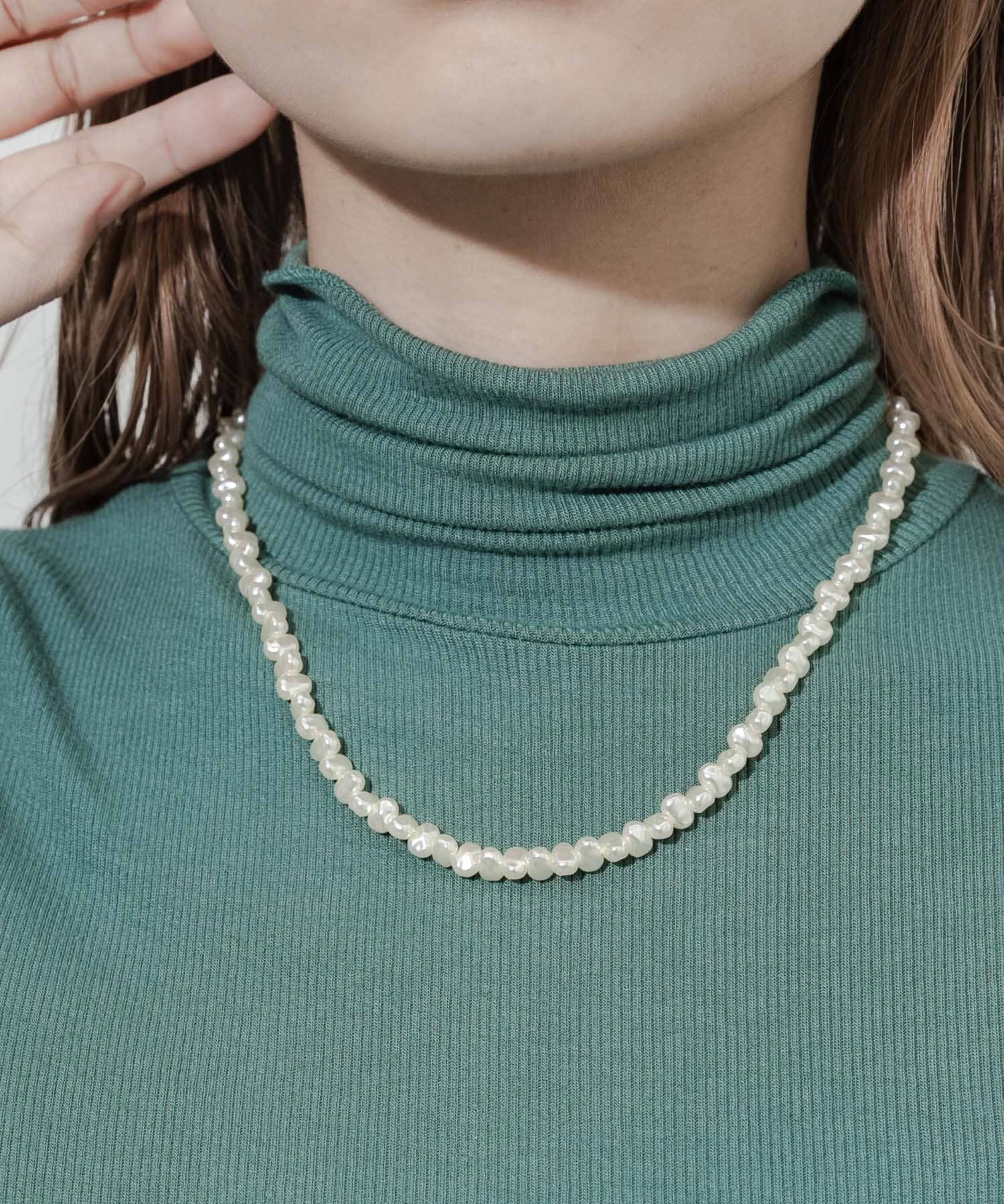 SMELLY「イビツパールネックレス」|ネックレス|アイボリー