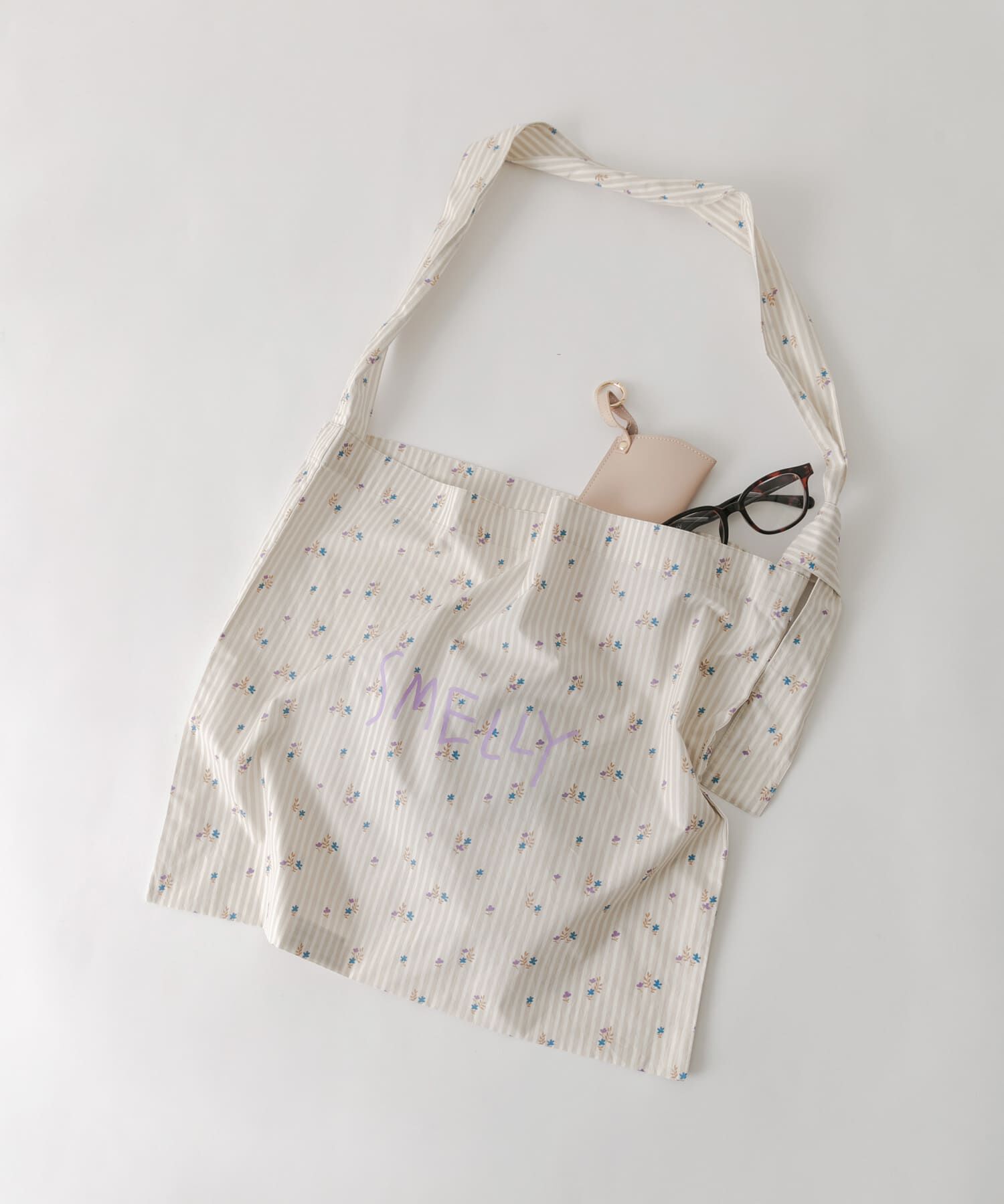 SMELLY「プリントショルダーバッグ」|ショルダー・メッセンジャー|