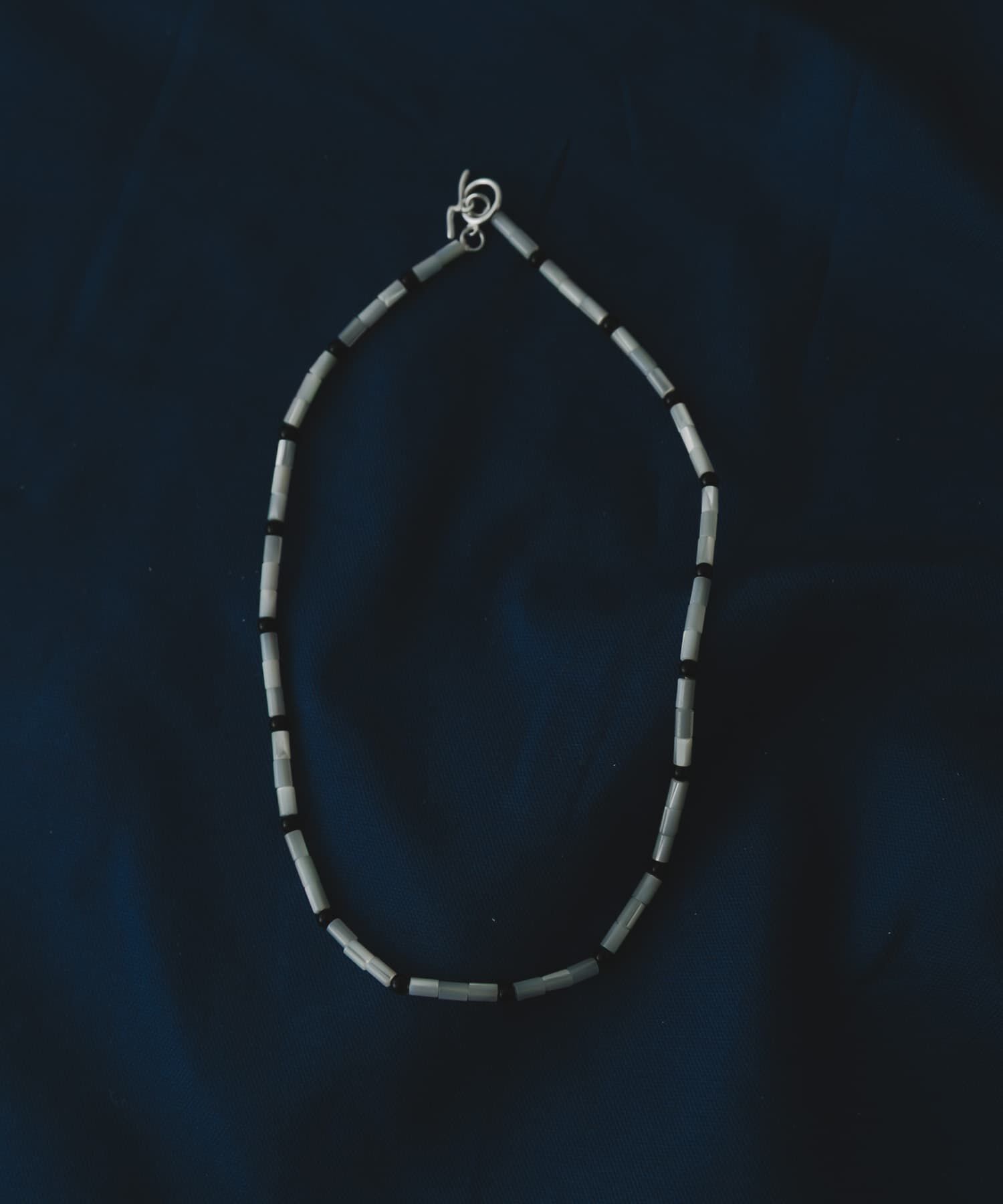 SMELLY「SMELLY so&rsquo;　shell onyx necklace」|ネックレス|