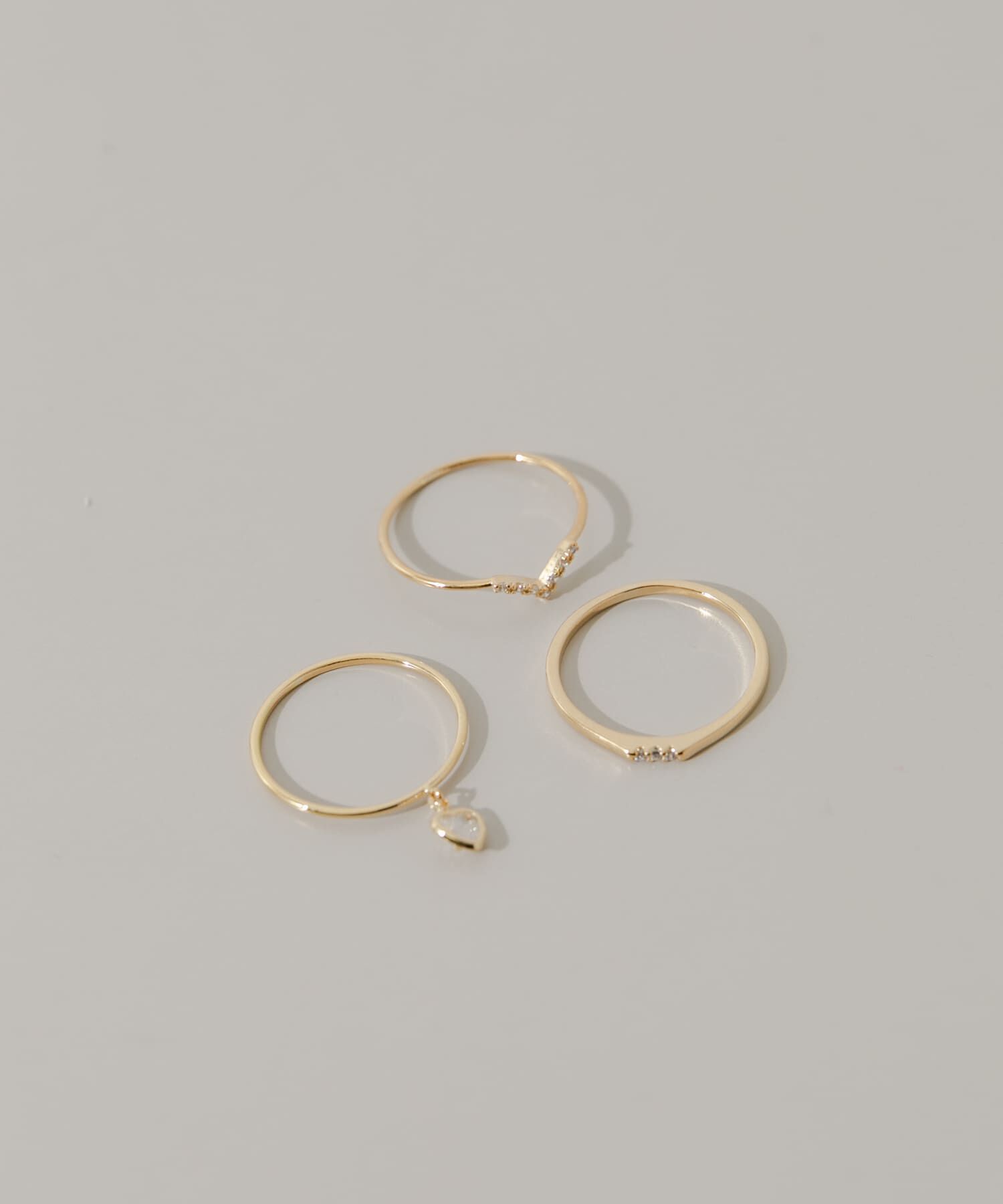 SMELLY「ビジューチャーム3セットリング」|リング|