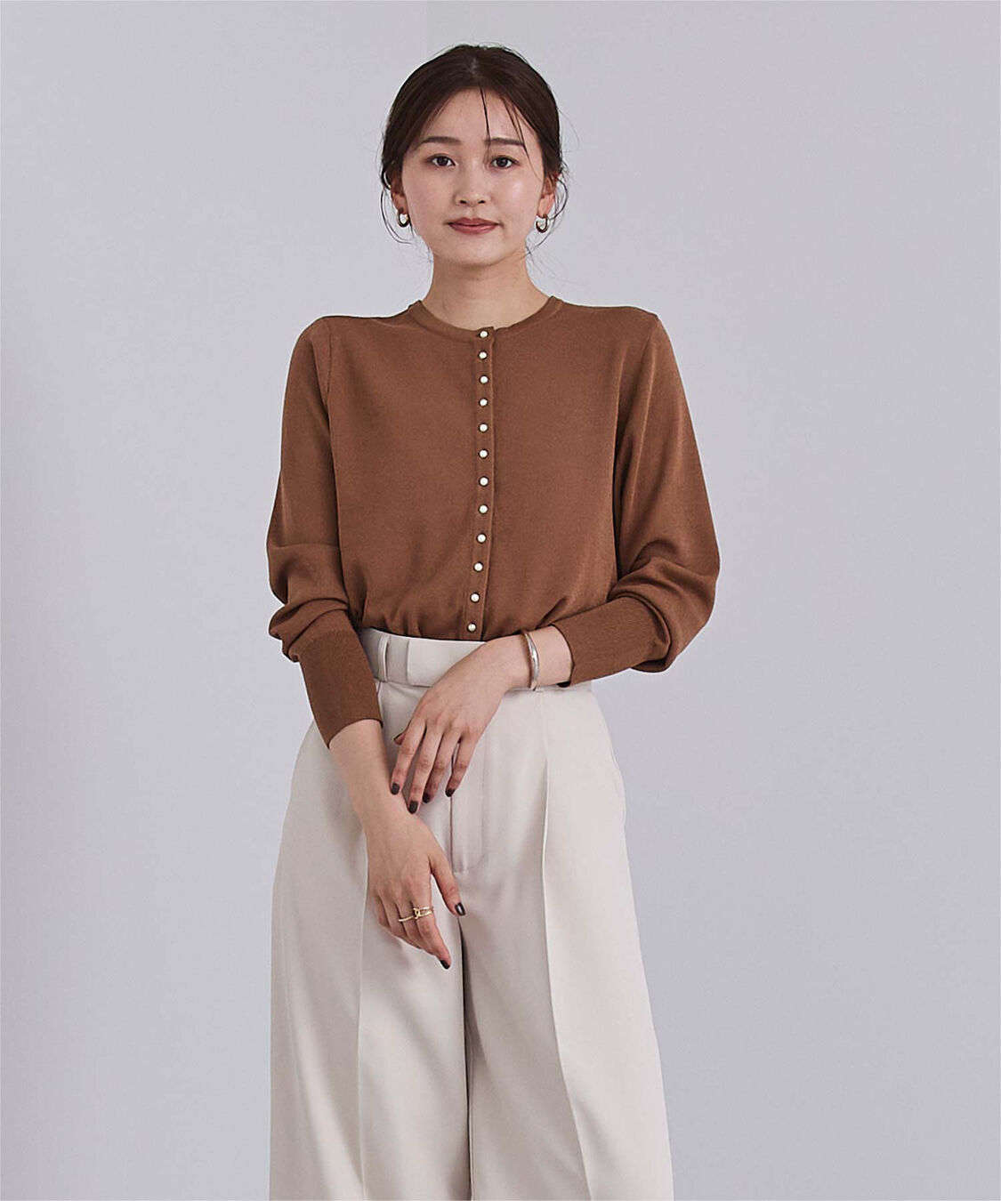 ur's「2wayパール釦ニットカーディガン」|ニット・セーター|