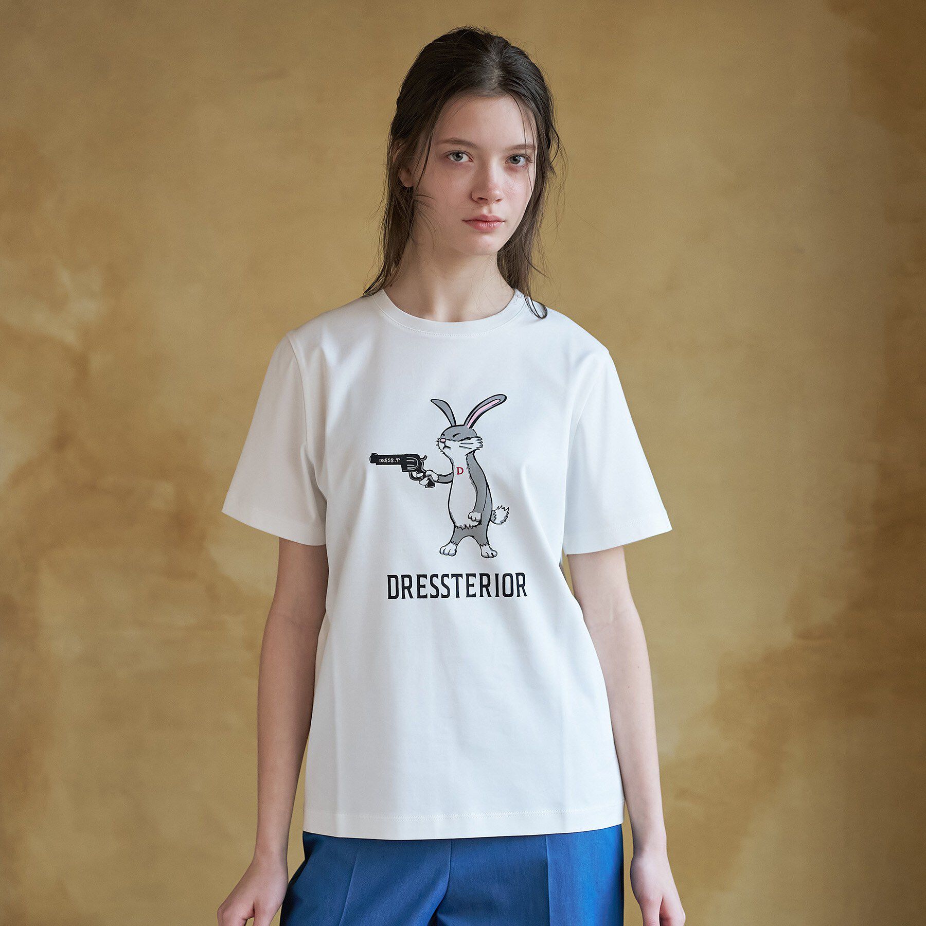 DRESSTERIOR「【接触冷感／抗菌防臭／消臭】アイスクリアコットン ピストルラビットT」|Tシャツ・カットソー|ホワイト(001)