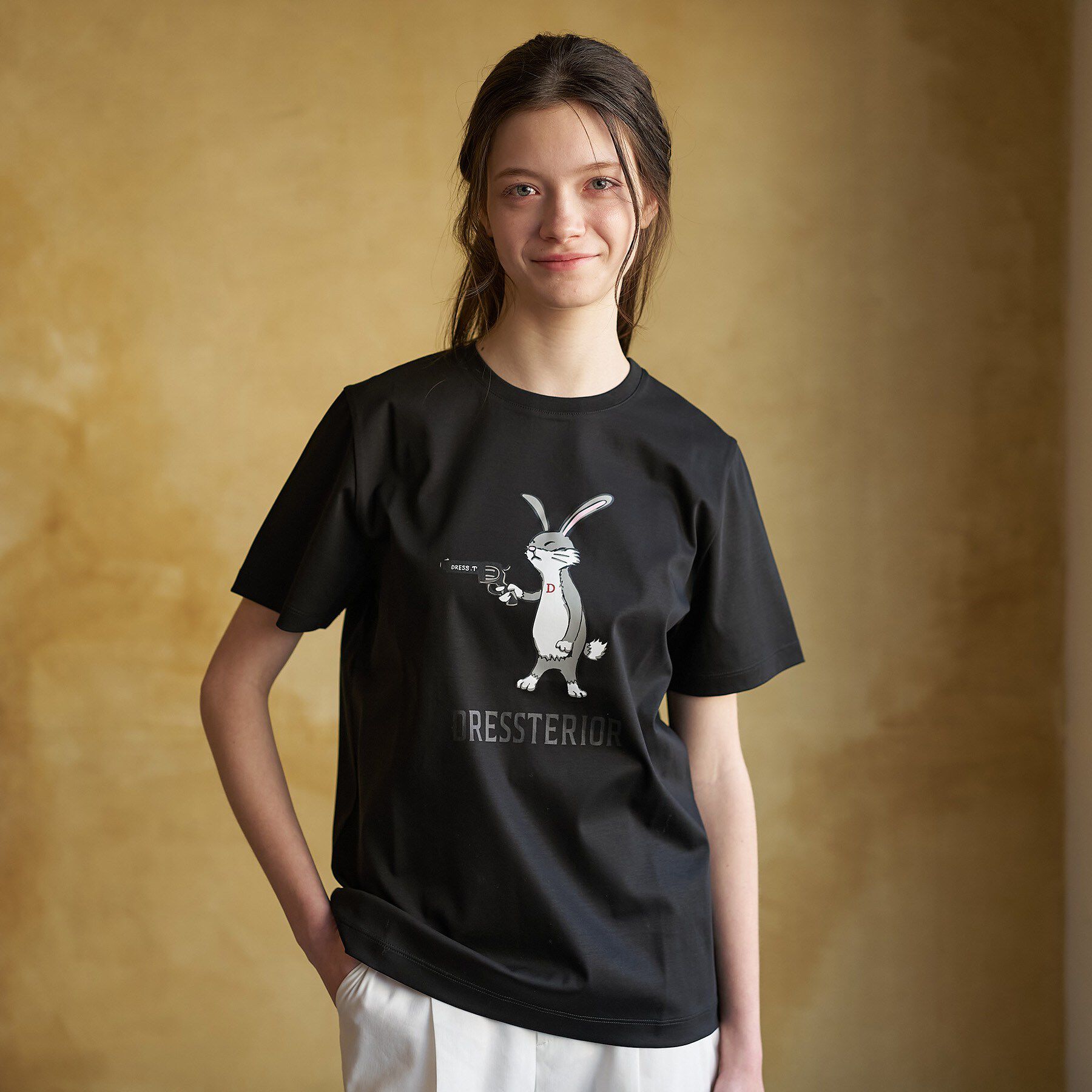 DRESSTERIOR「【接触冷感／抗菌防臭／消臭】アイスクリアコットン ピストルラビットT」|Tシャツ・カットソー|