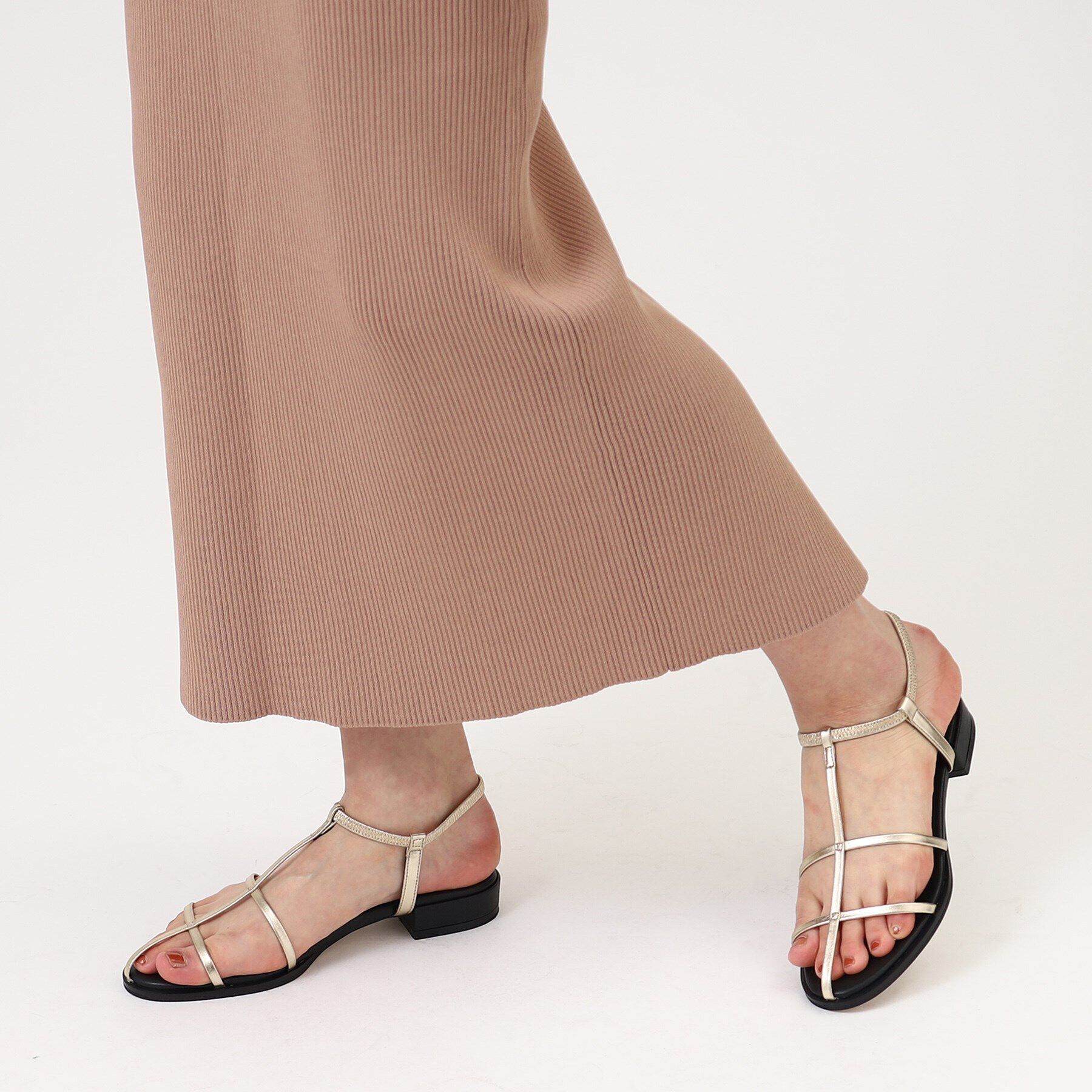 GALLEST「LE VERNIS(ル・ベルニ) Iラインフラットサンダル」|サンダル|