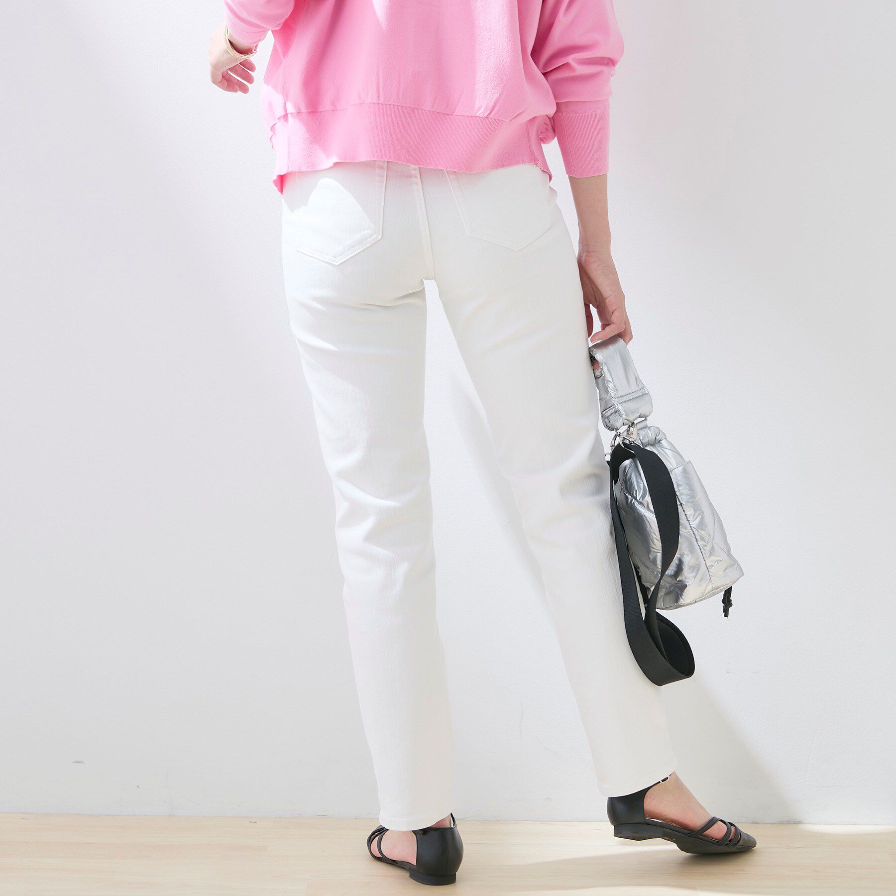 INDIVI「【春の新色登場！褒められデニム】スリムストレート デニムパンツ」|デニム|